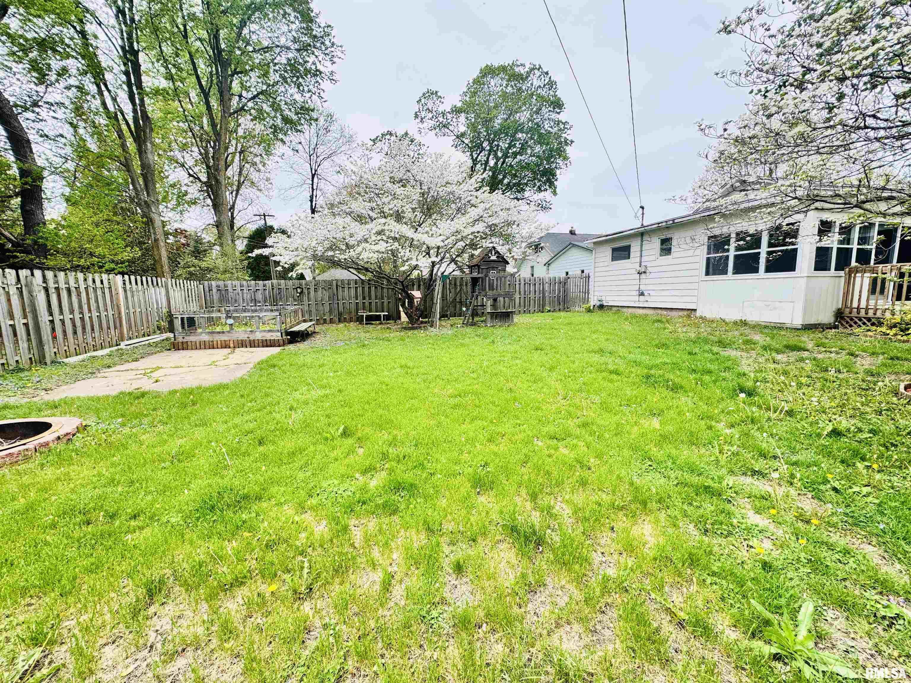 711 E Piper Street, Macomb, Illinois image 3