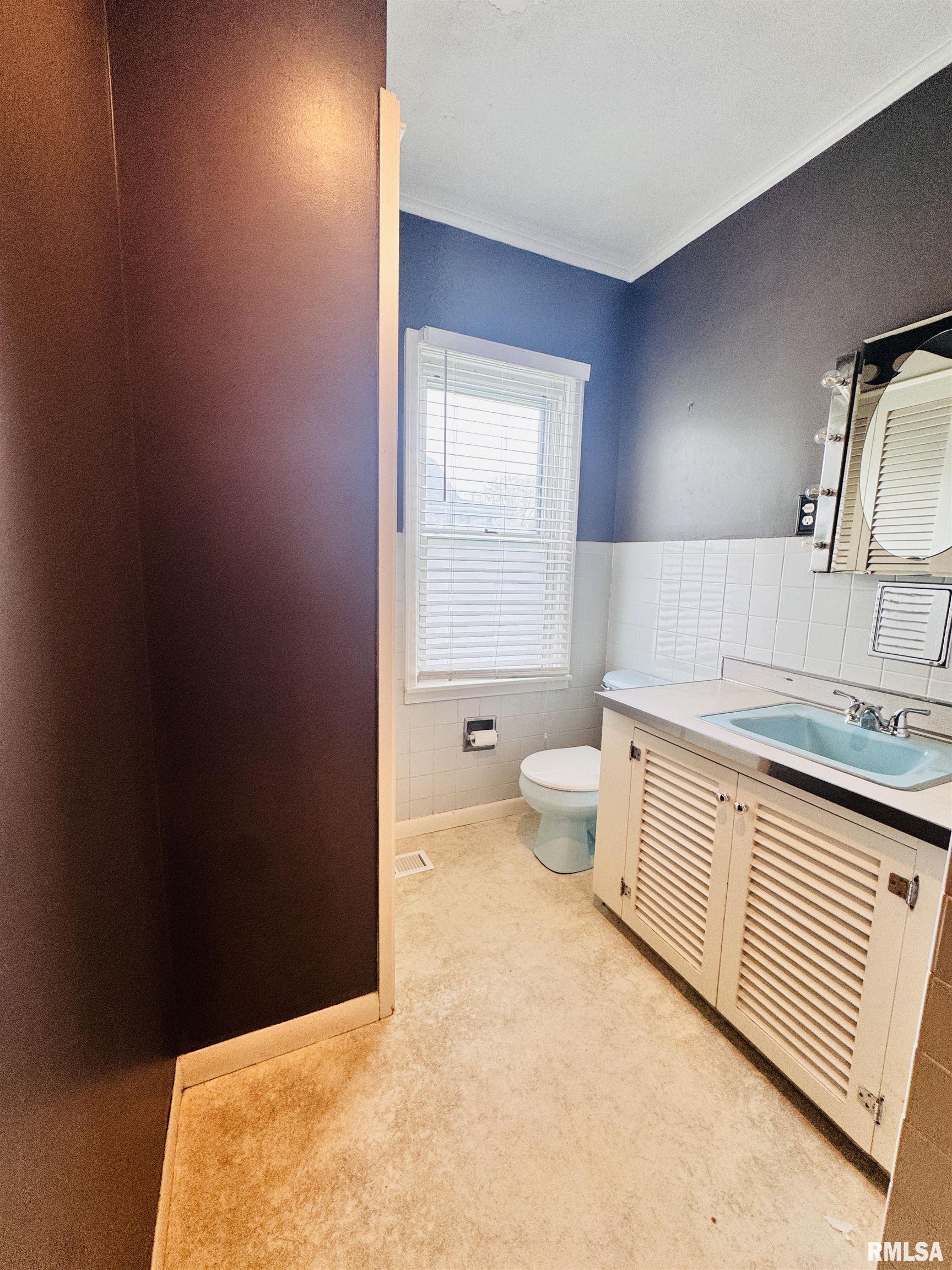 711 E Piper Street, Macomb, Illinois image 13