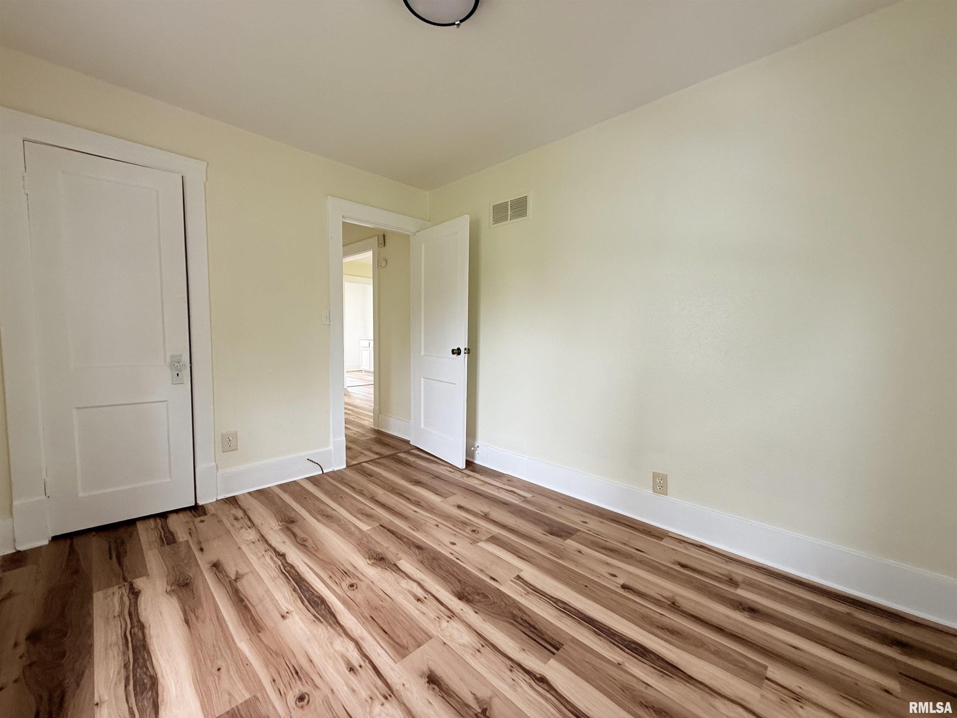 720 E Gift Avenue, Peoria, Illinois image 16