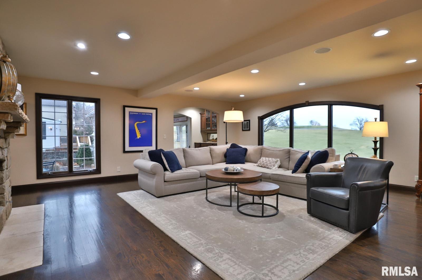 4320 N Miller Avenue, Peoria Heights, Illinois image 19