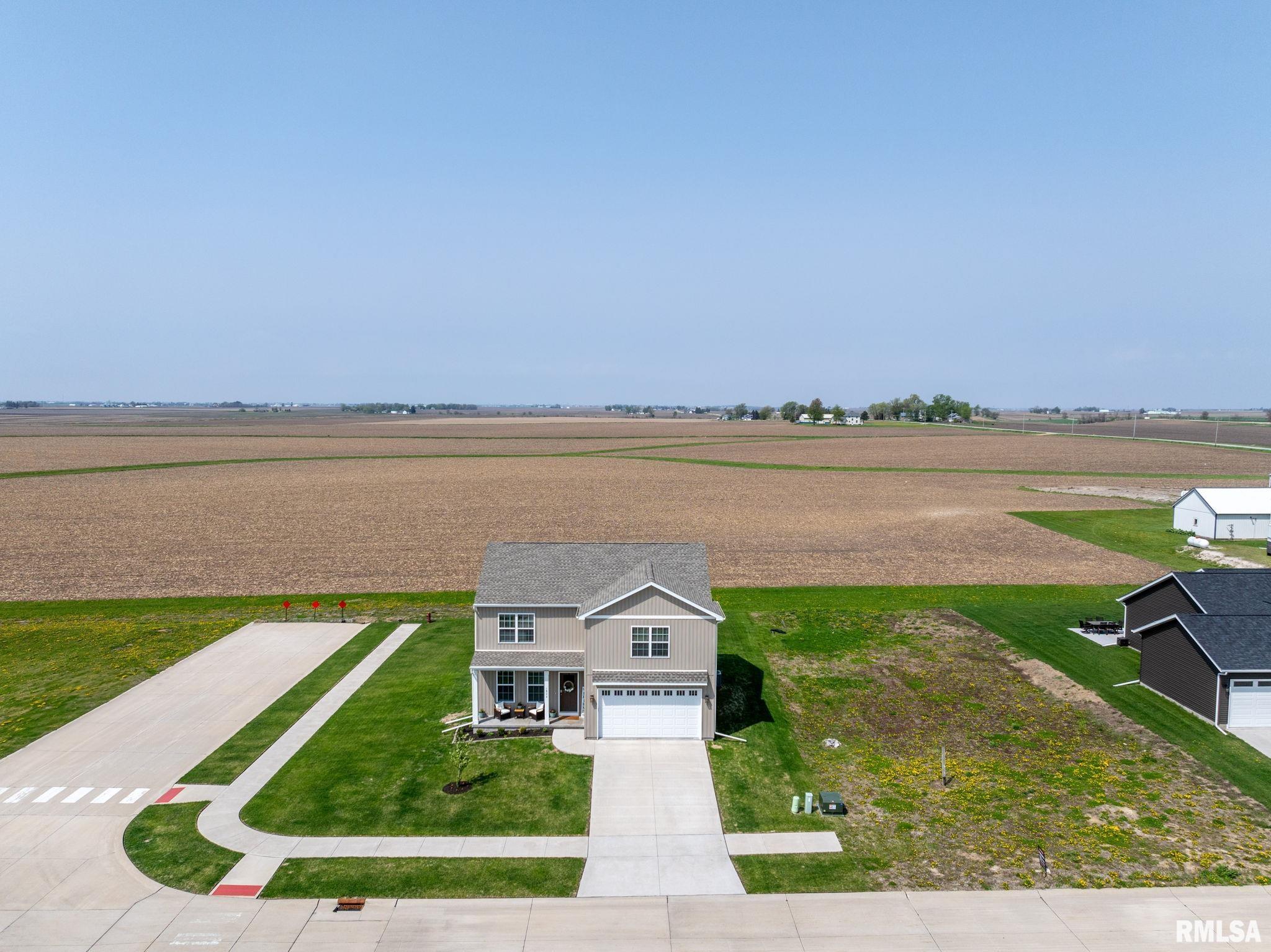 1824 S 5th Street, Eldridge, Iowa image 40