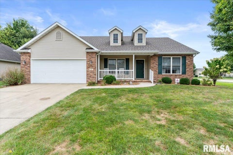 Homes For Sale - 701 Timber Edge Drive<br/> Sherman, IL 62684