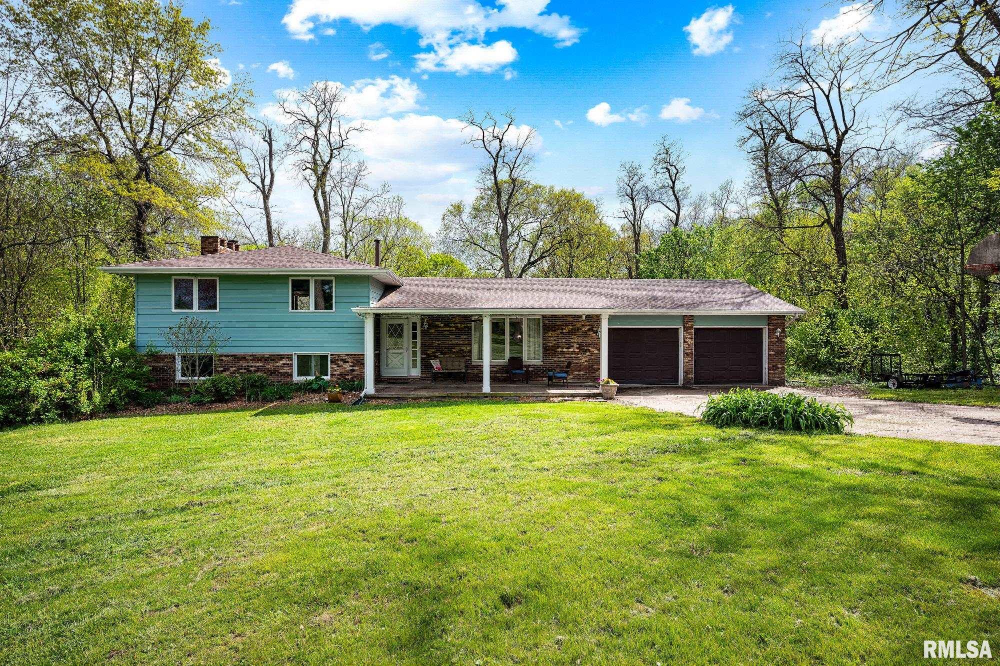 7404 W Countryview Drive, Peoria, Illinois image 1