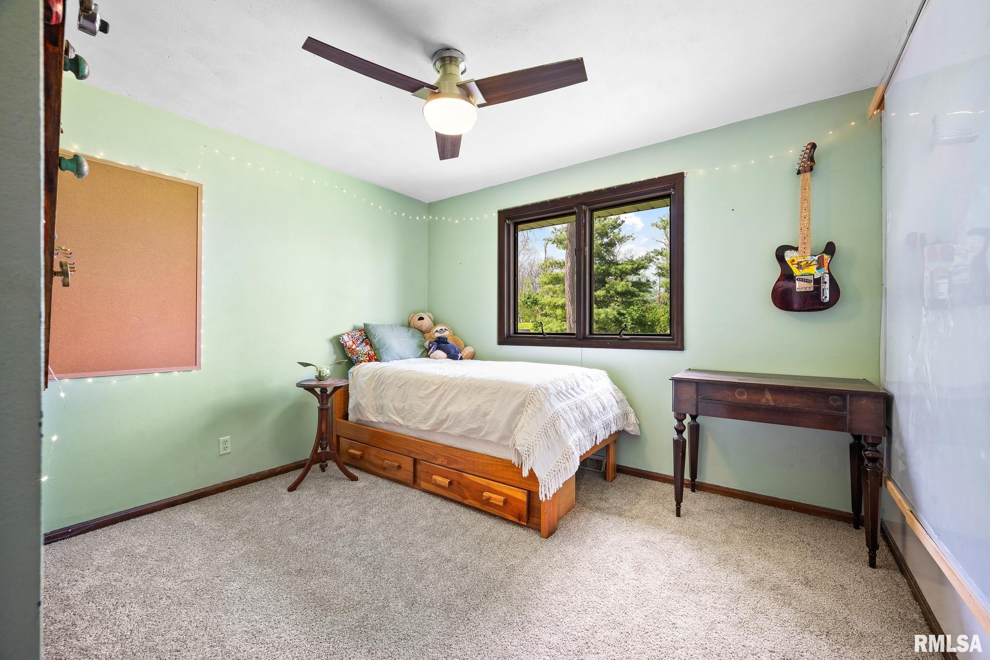 7404 W Countryview Drive, Peoria, Illinois image 16