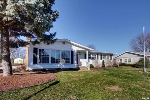 Homes For Sale - 2901 Riverside Terrace<br/> Quincy, IL 62305