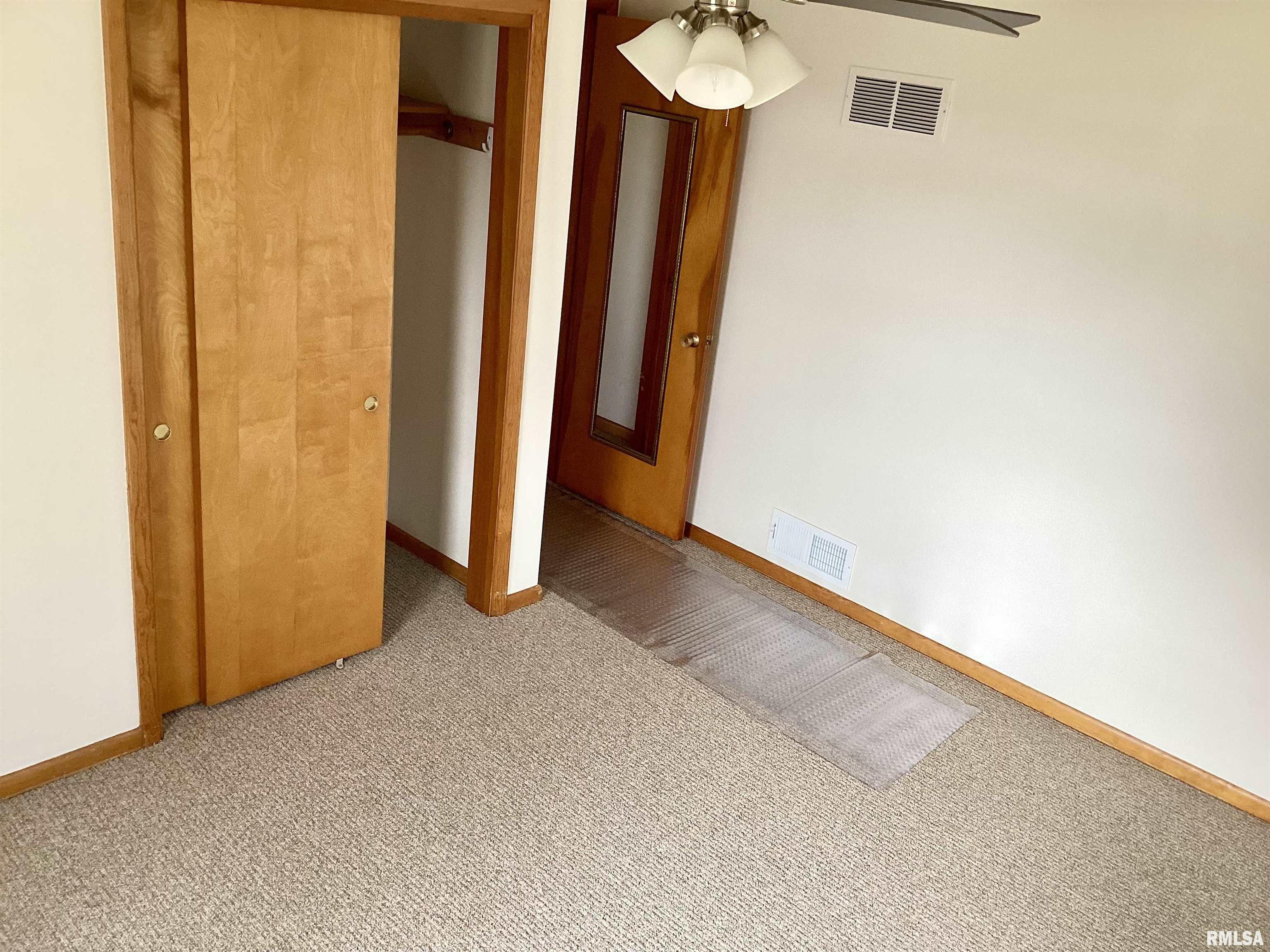 454 E Prospect Street, Farmington, Illinois image 30