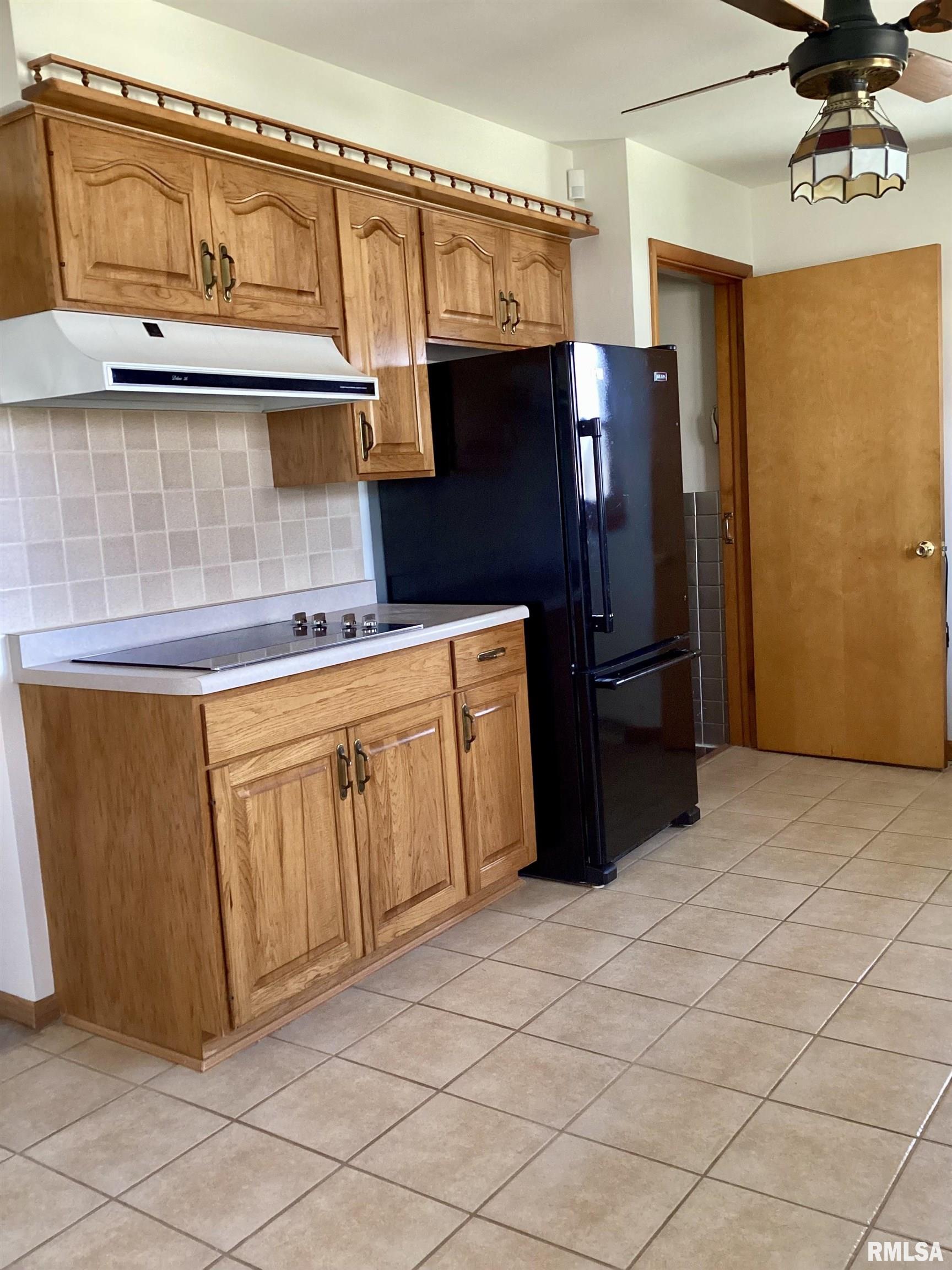 454 E Prospect Street, Farmington, Illinois image 21
