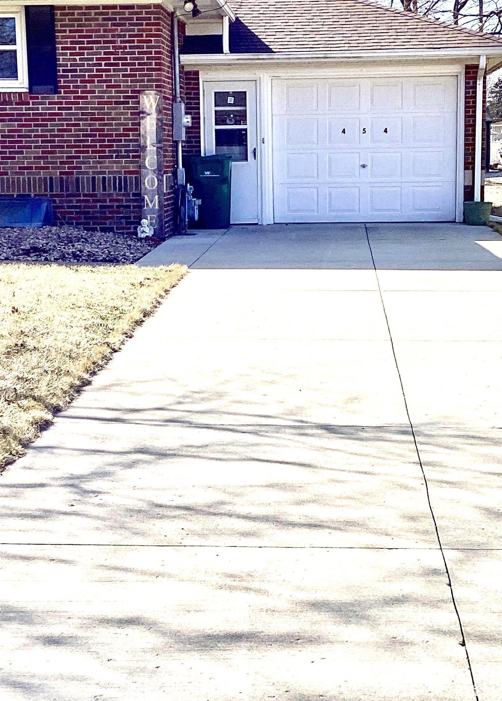 454 E Prospect Street, Farmington, Illinois image 4