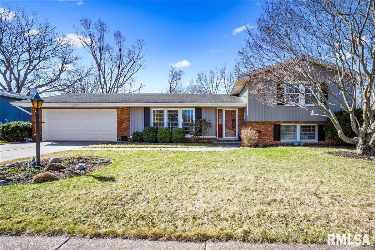 3208 W Westport Road, Peoria, Illinois image 1
