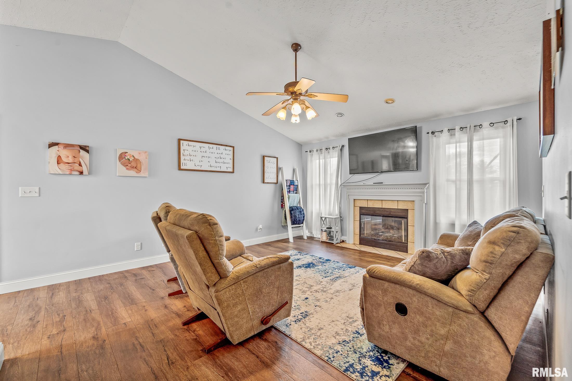 419 Brookside Glen Drive, Sherman, Illinois image 18