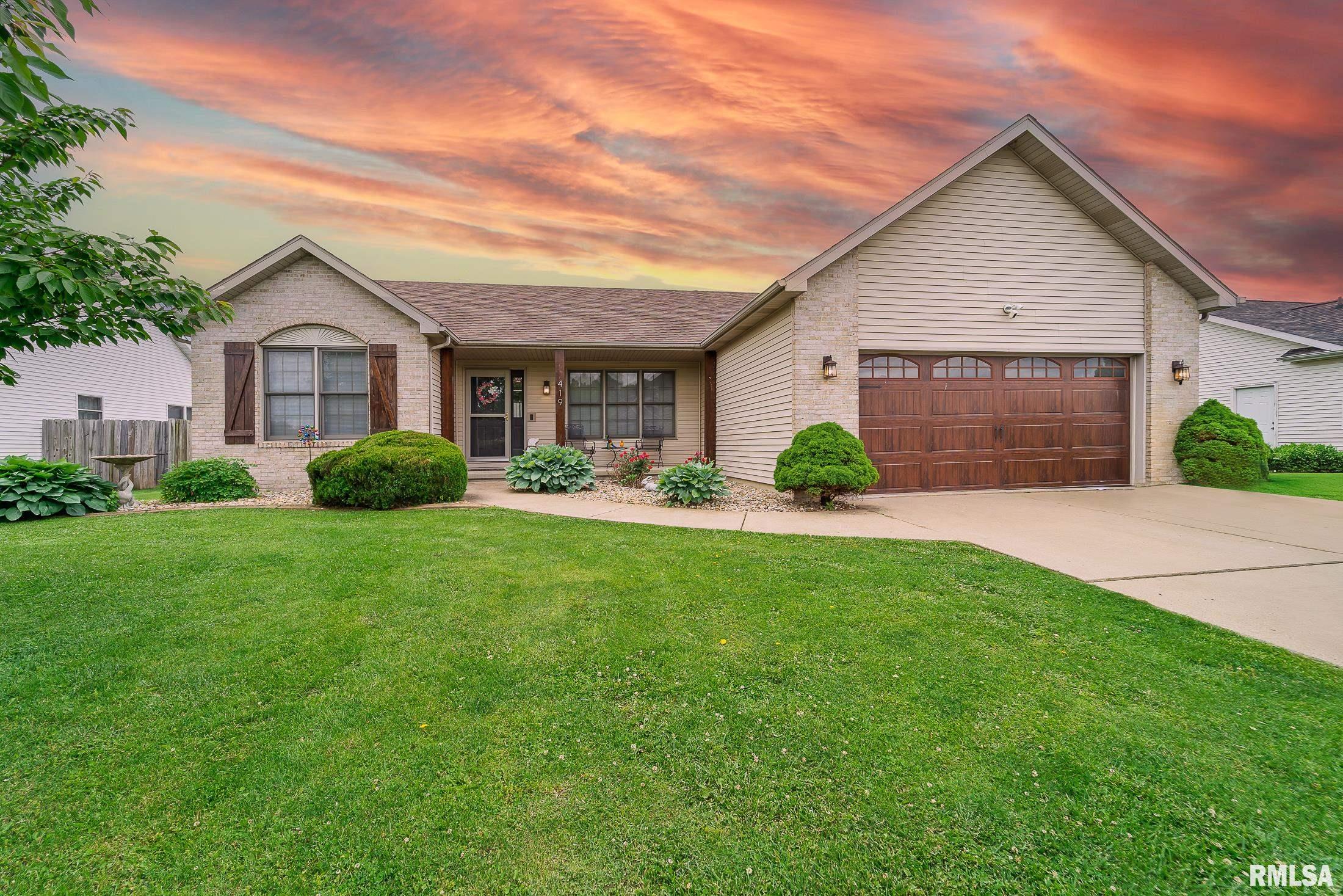 419 Brookside Glen Drive, Sherman, Illinois image 1