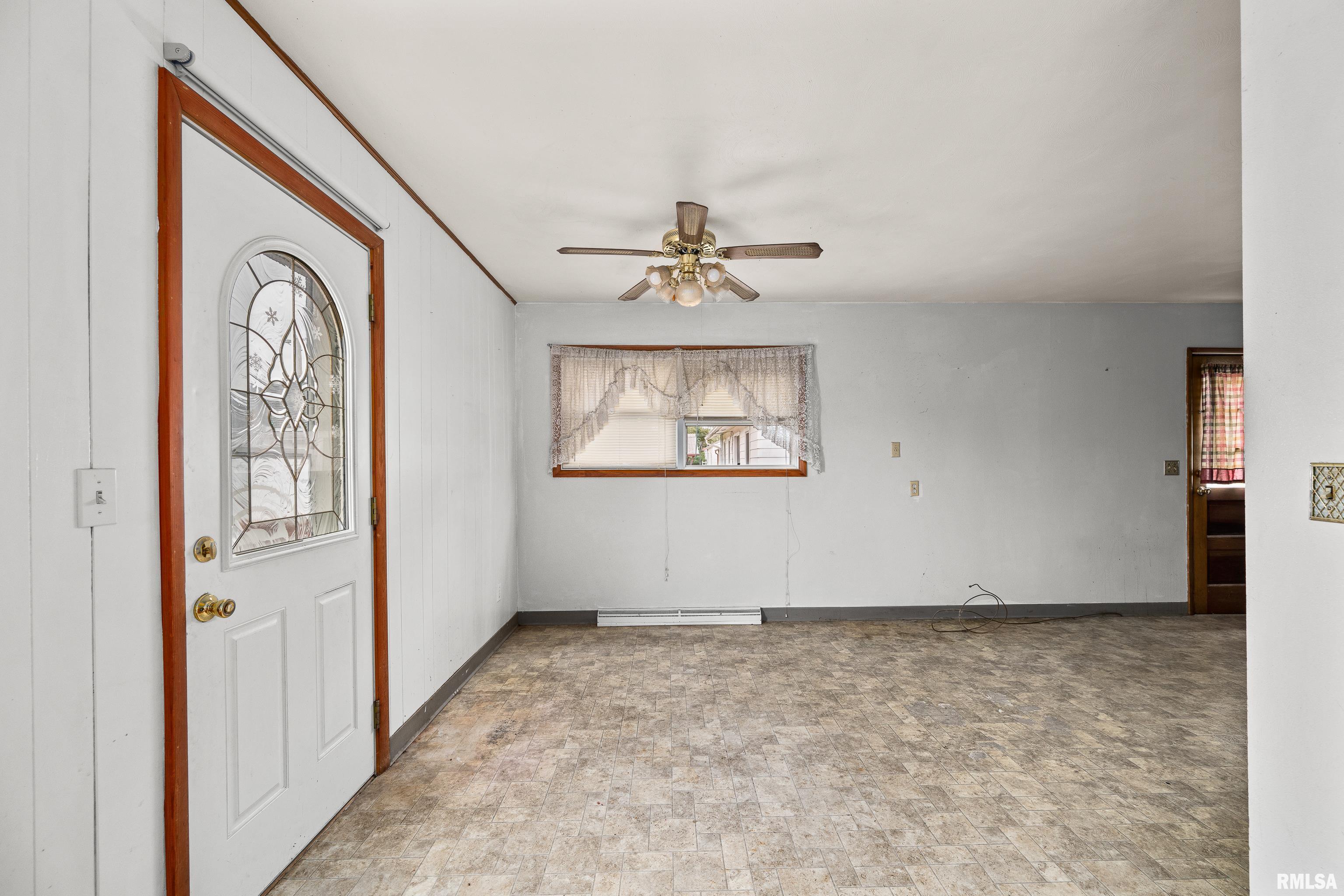 1206 10th Avenue North, Clinton, Iowa image 10