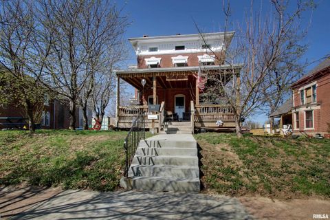 Homes For Sale - 929 N 6th Street<br/> Adams County, Quincy, IL 62301