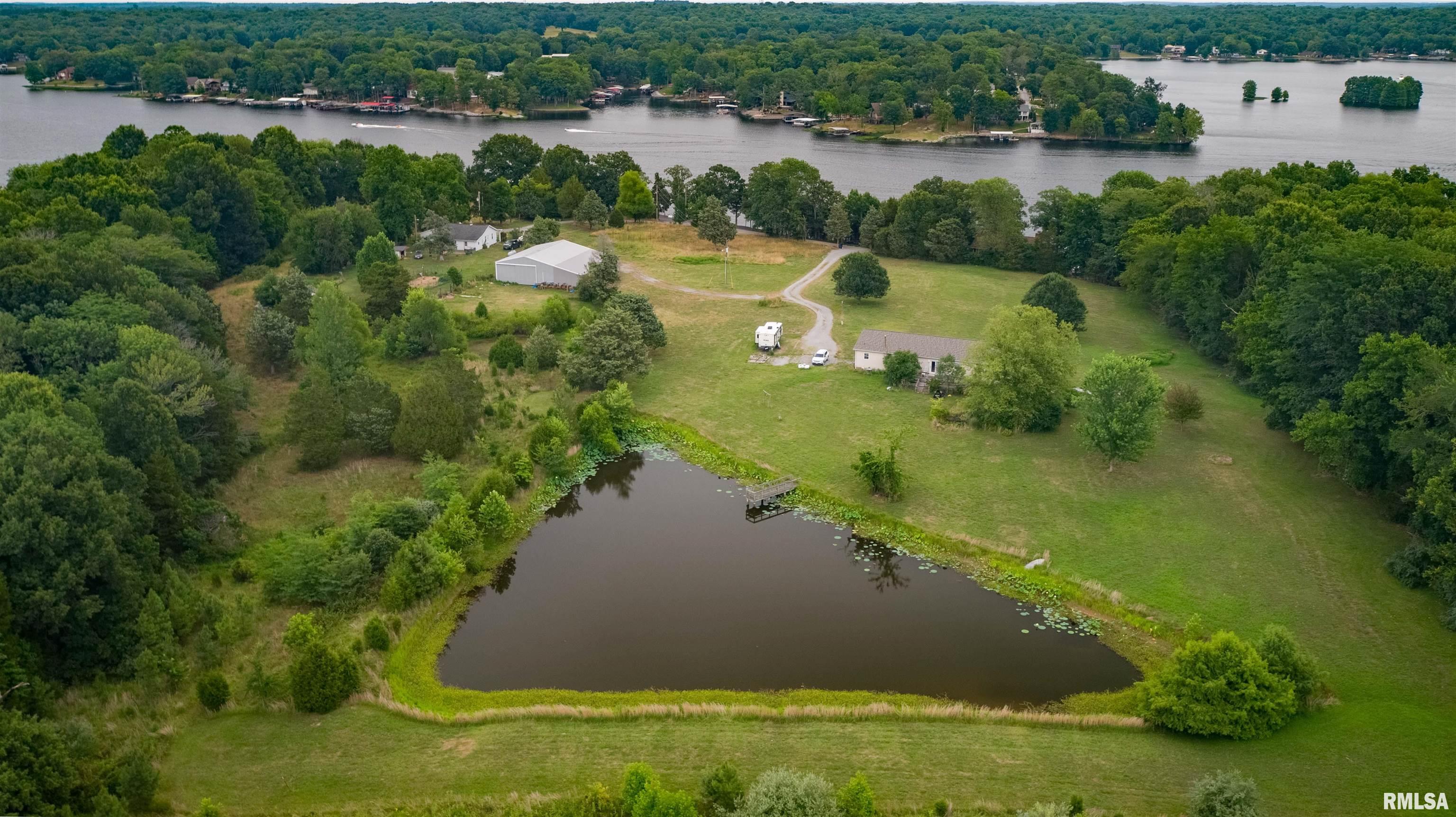 12440 Pebble Point Road, Marion, Illinois image 1