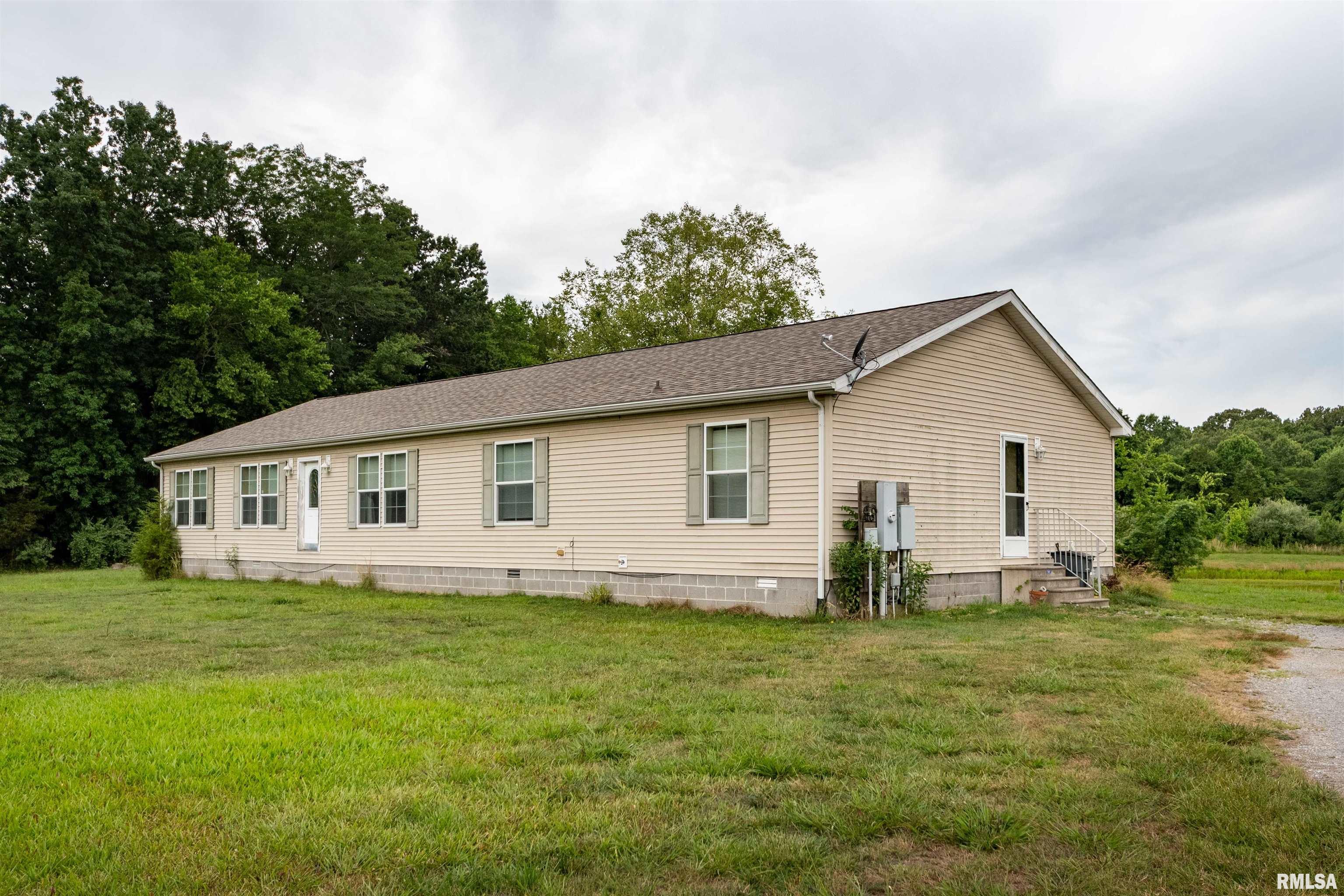 12440 Pebble Point Road, Marion, Illinois image 4