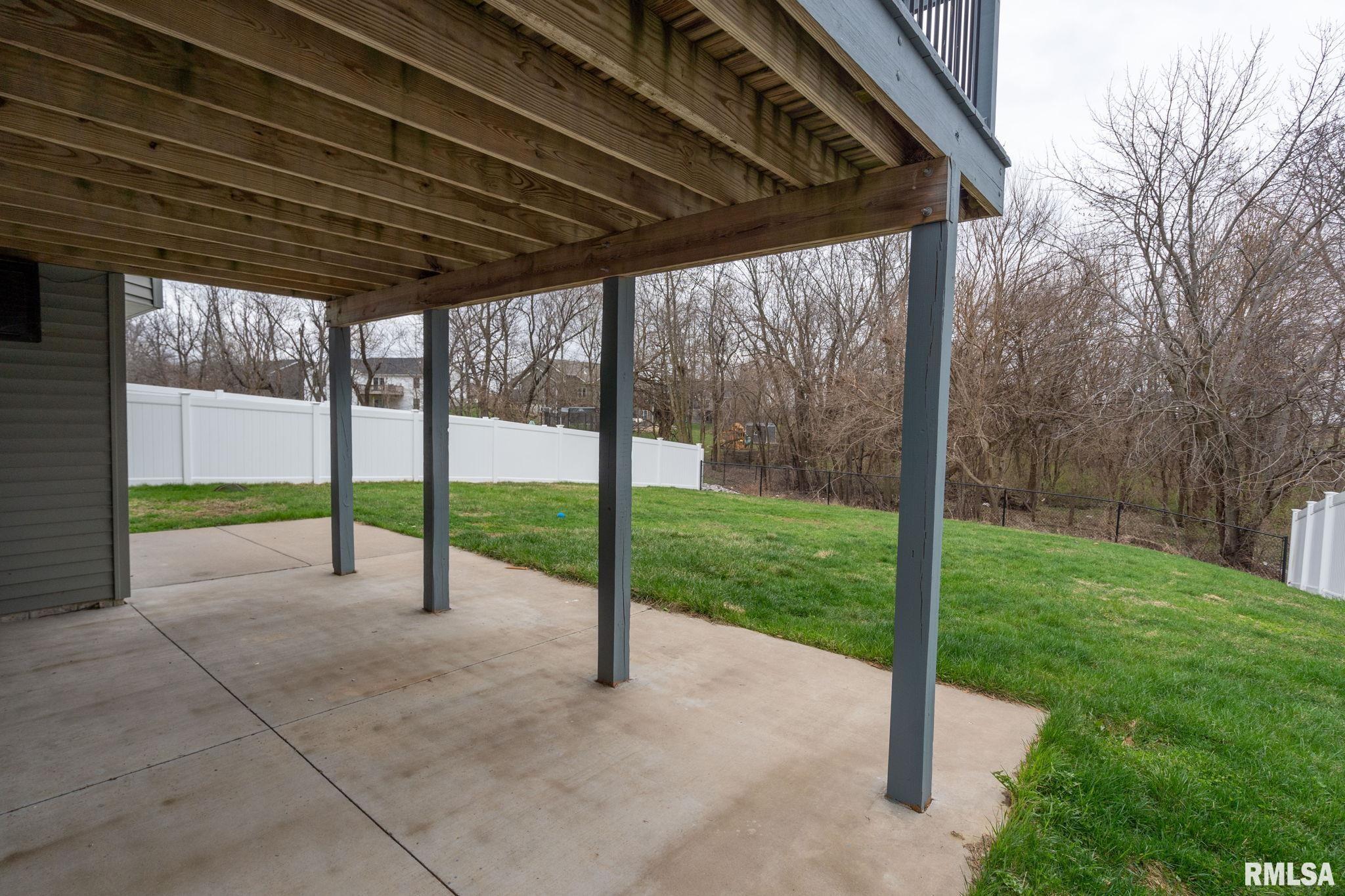 119 Prairie Meadow Drive, Blue Grass, Iowa image 34
