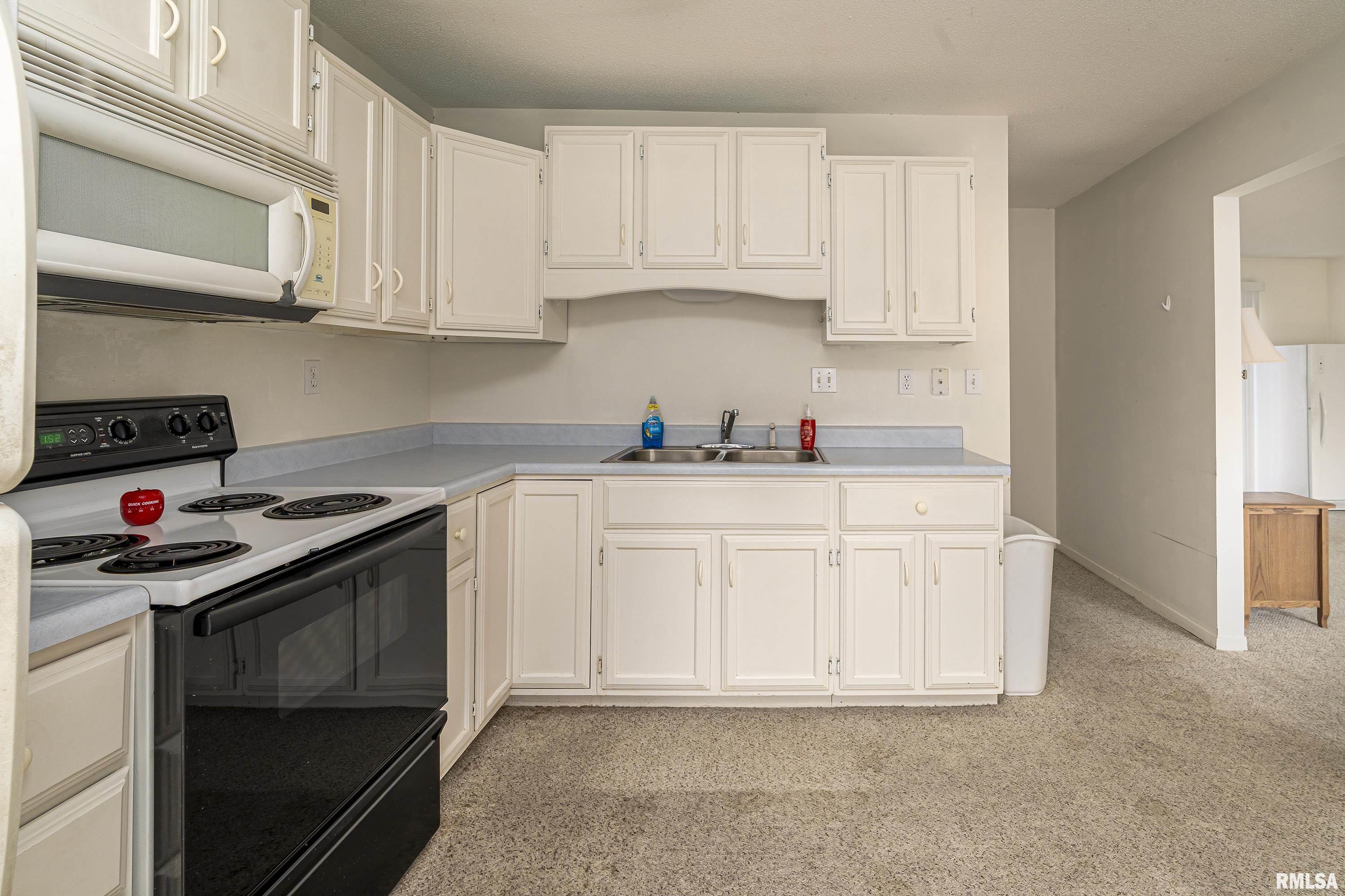 1806 W Sunset Drive, Carbondale, Illinois image 4