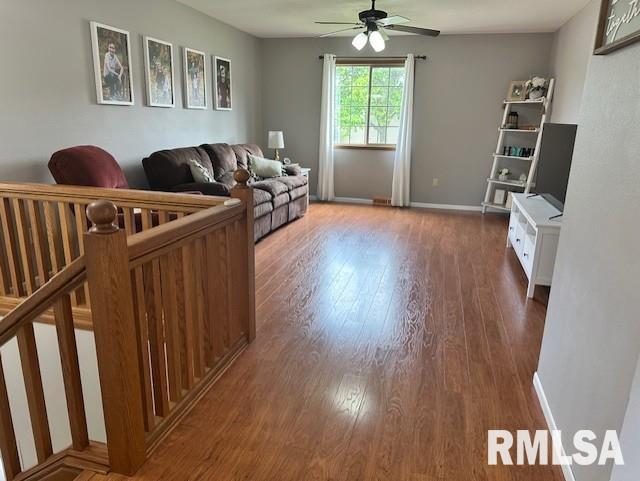 11 Grand Avenue, Jacksonville, Illinois image 3