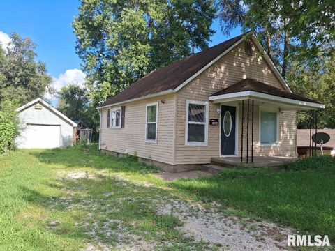 Homes For Sale - 1406 S 12th Street<br/> Tazewell County, Pekin, IL 61554