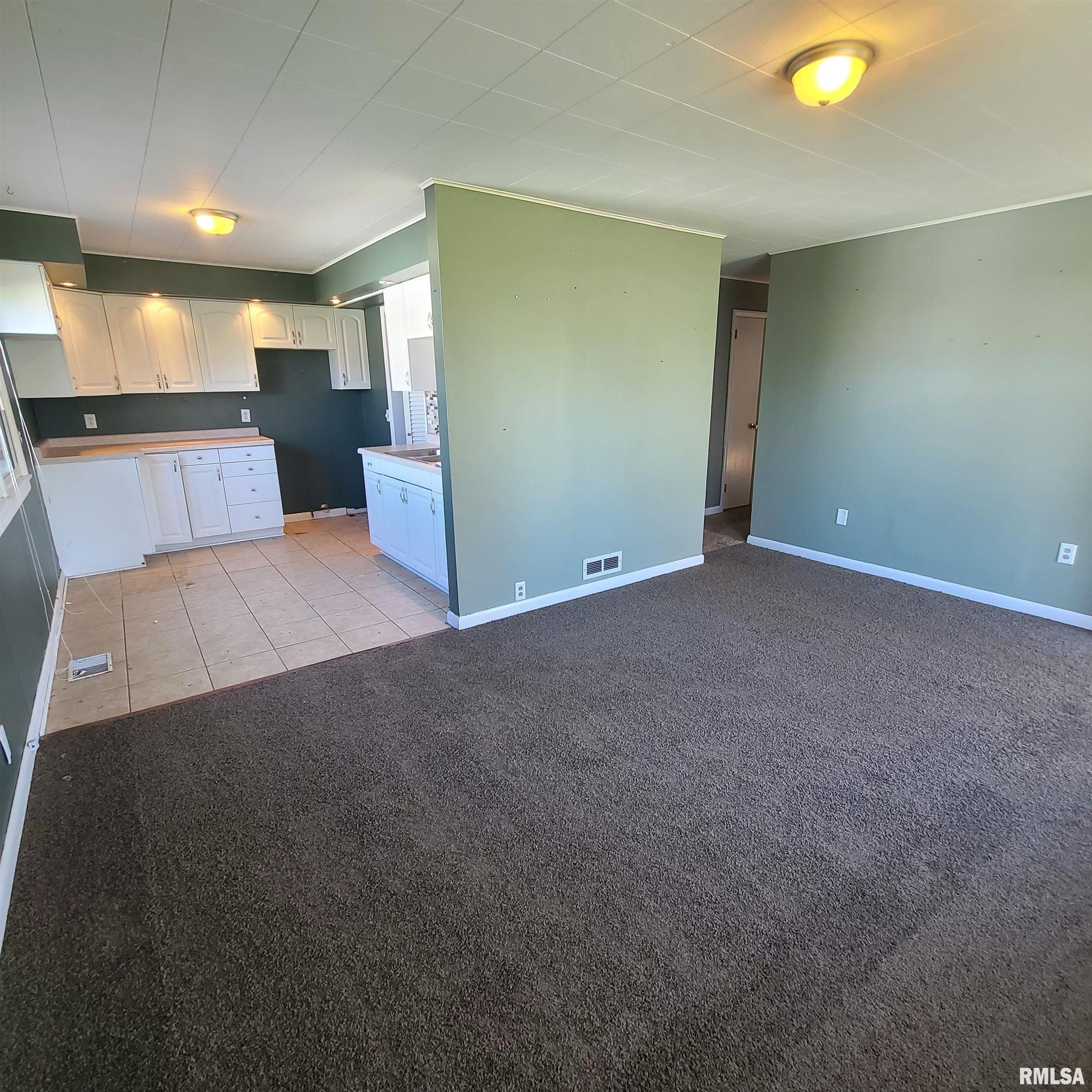 2080 Mcmasters Avenue, Galesburg, Illinois image 11