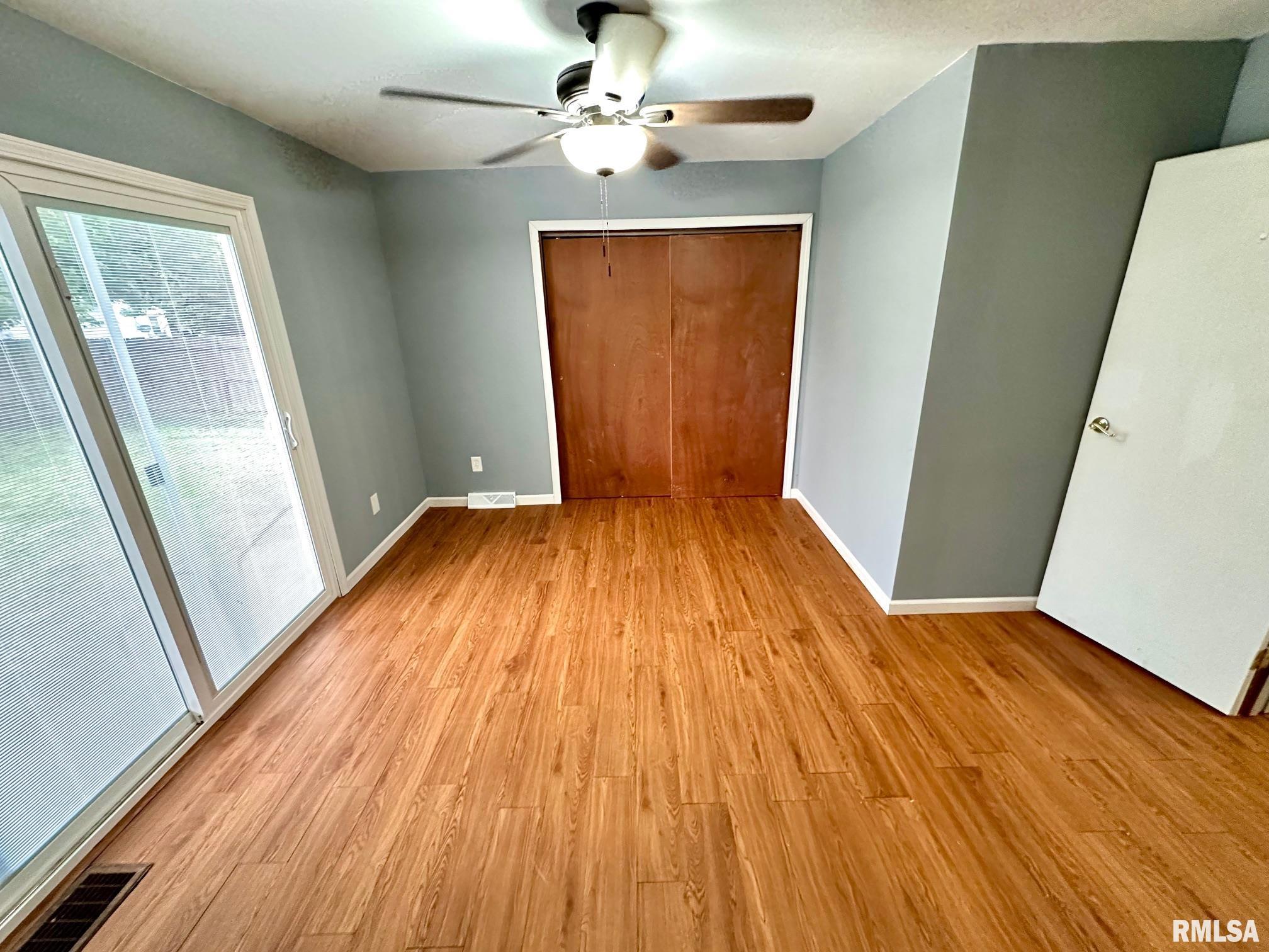 408 N Laurel Drive, Jacksonville, Illinois image 16