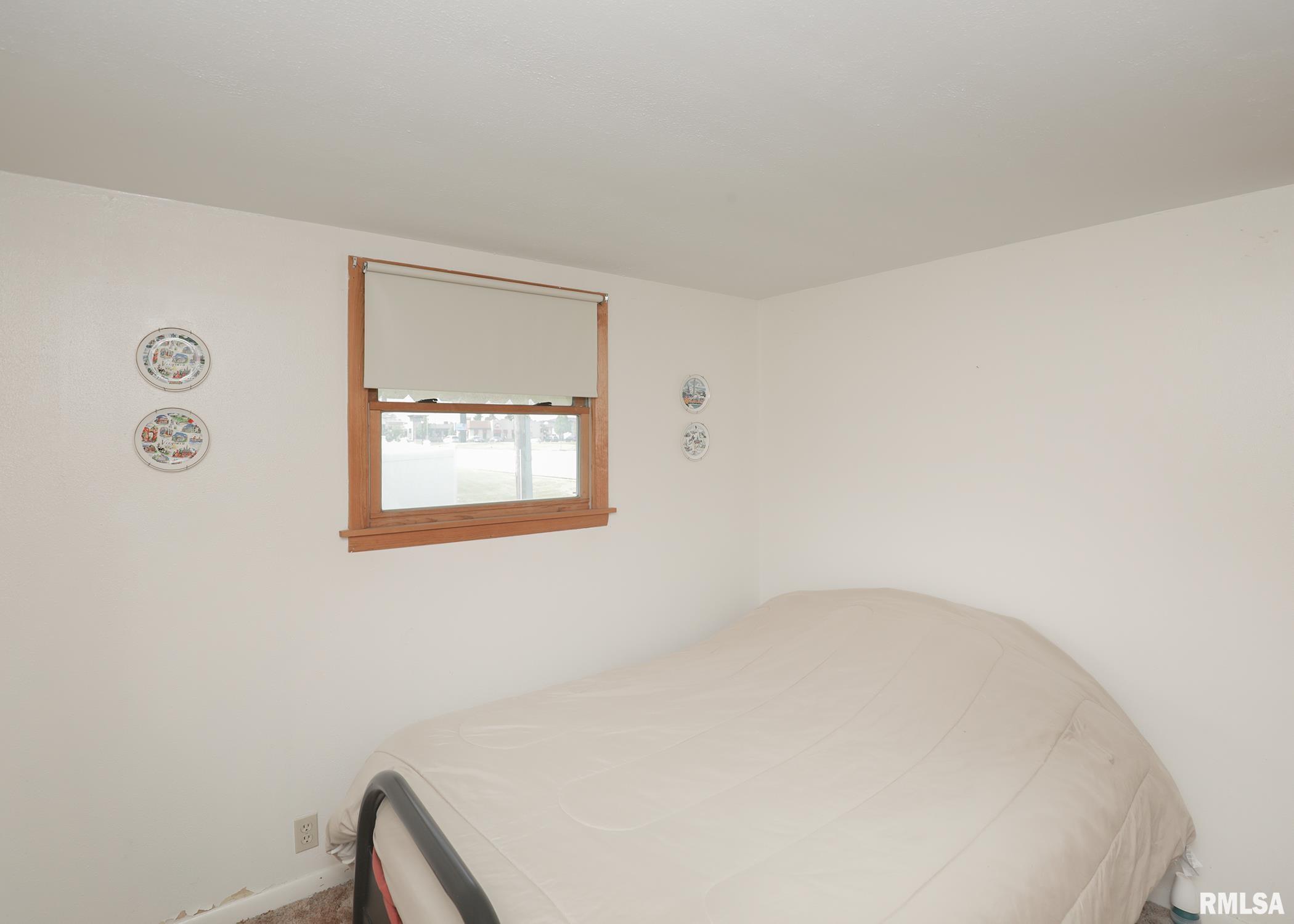 2218 9th Street, Silvis, Illinois image 21