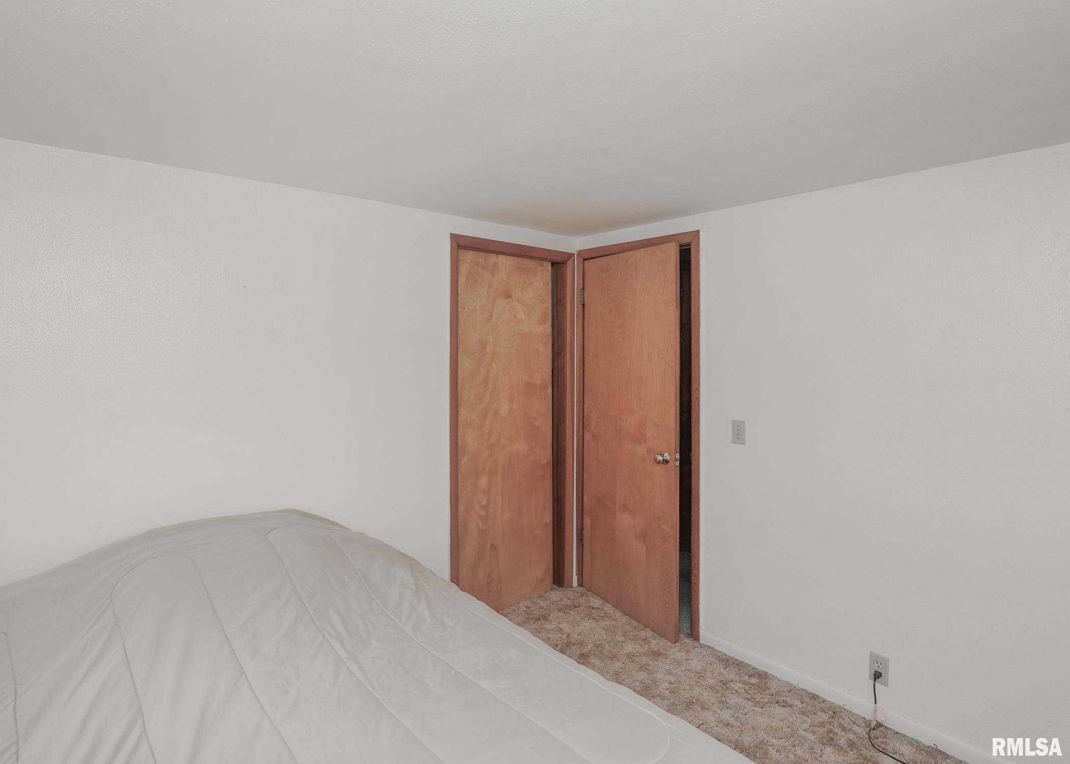 2218 9th Street, Silvis, Illinois image 23