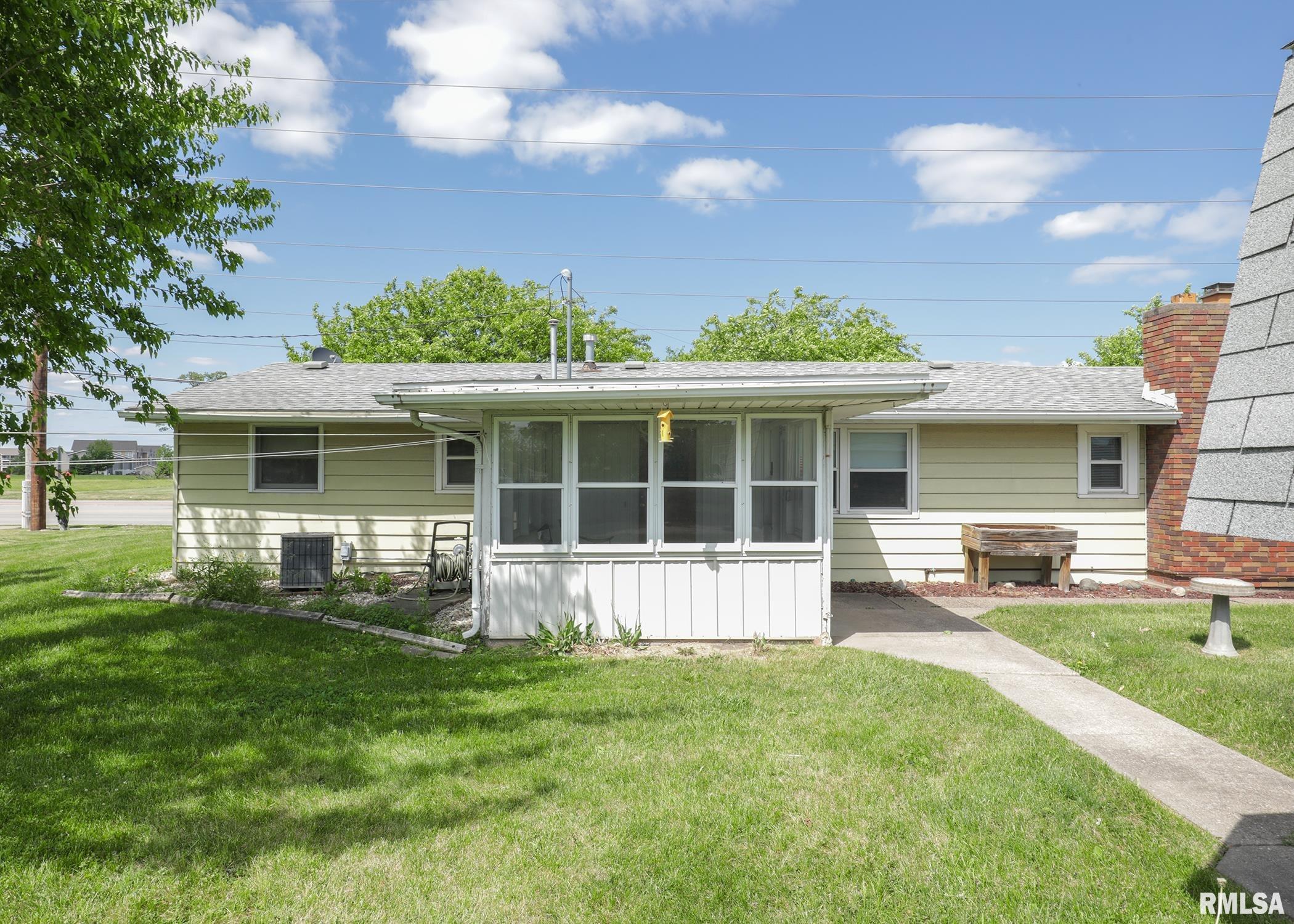 2218 9th Street, Silvis, Illinois image 27