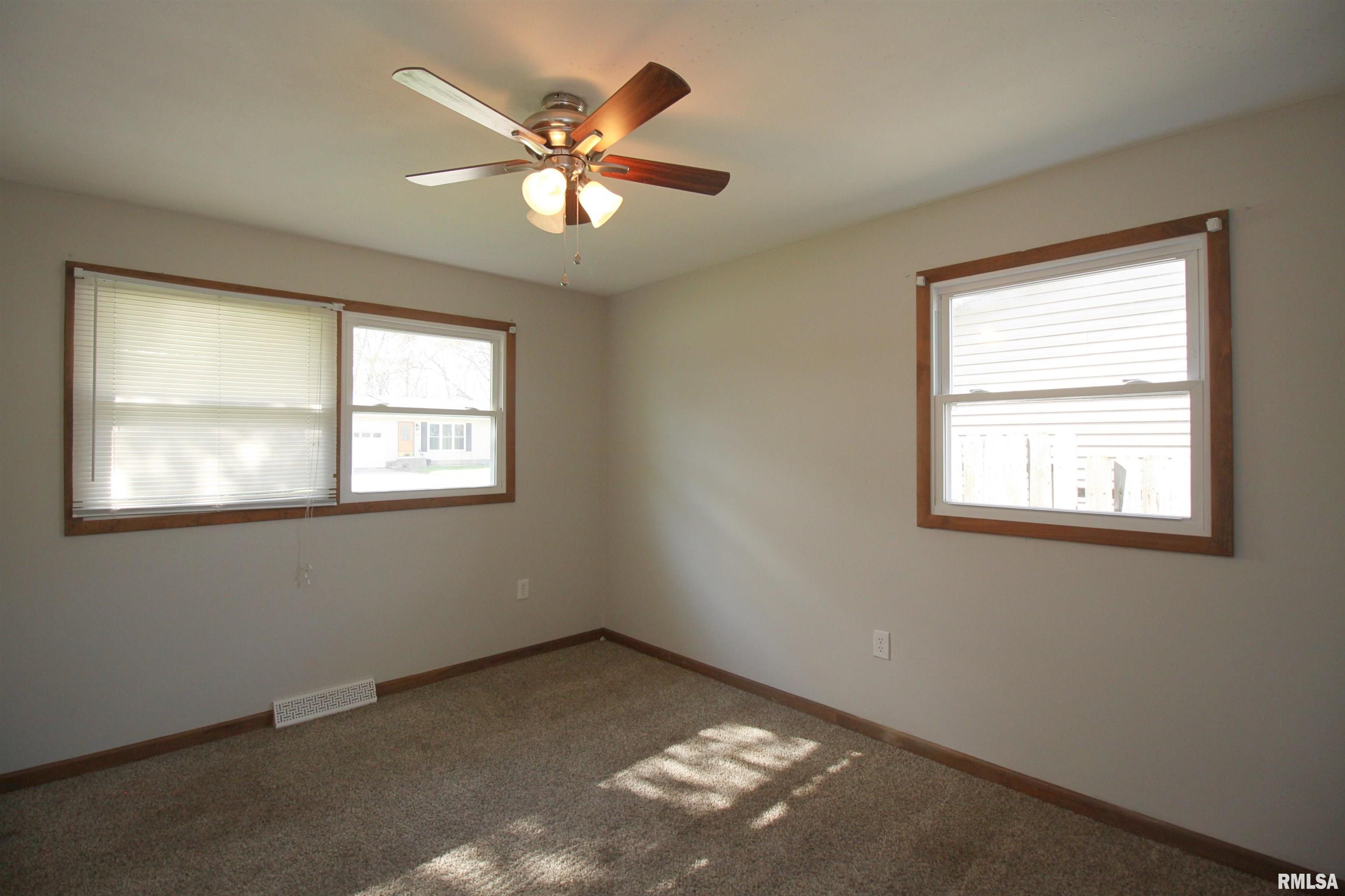 4520 11th Street A, Moline, Illinois image 13