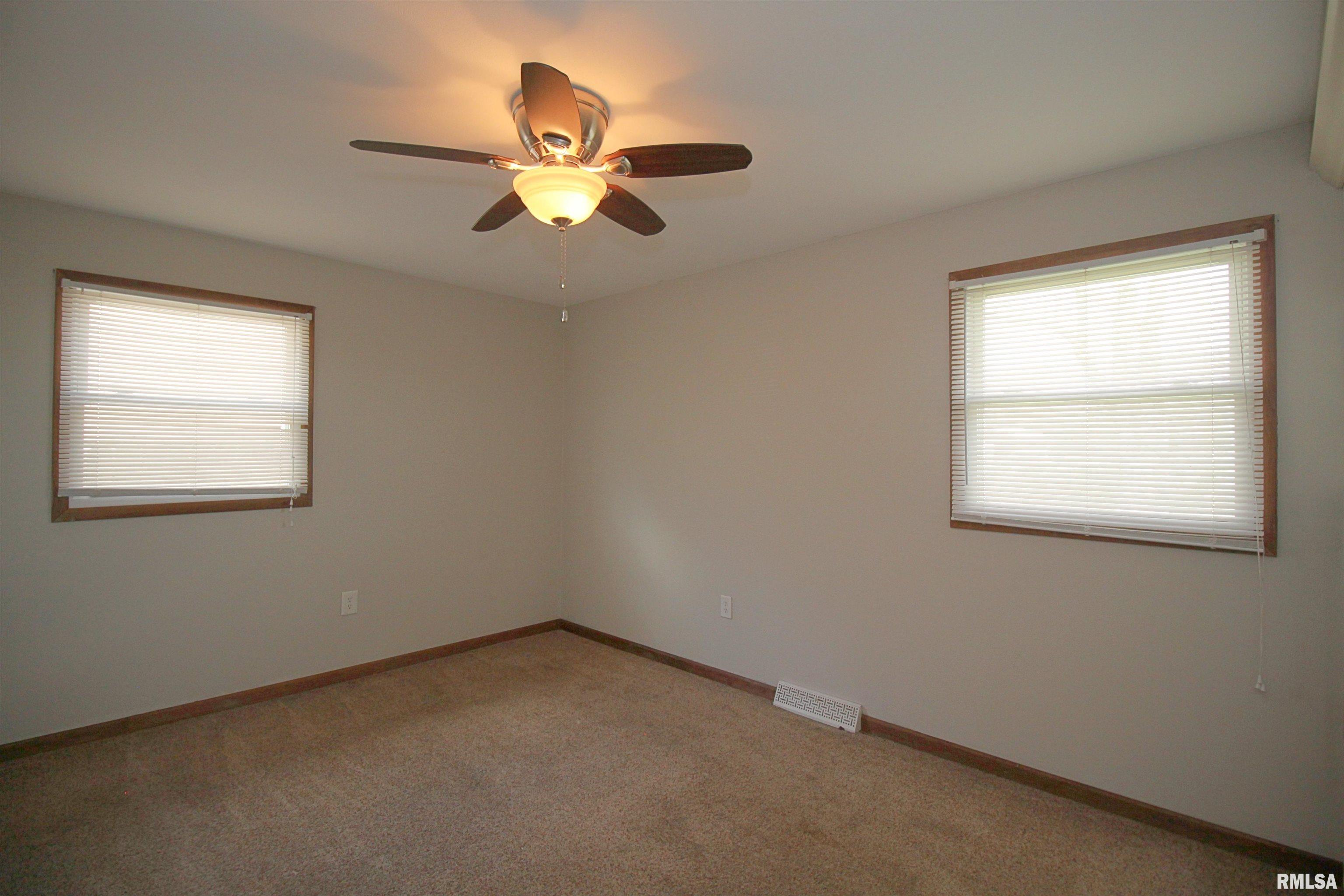 4520 11th Street A, Moline, Illinois image 15