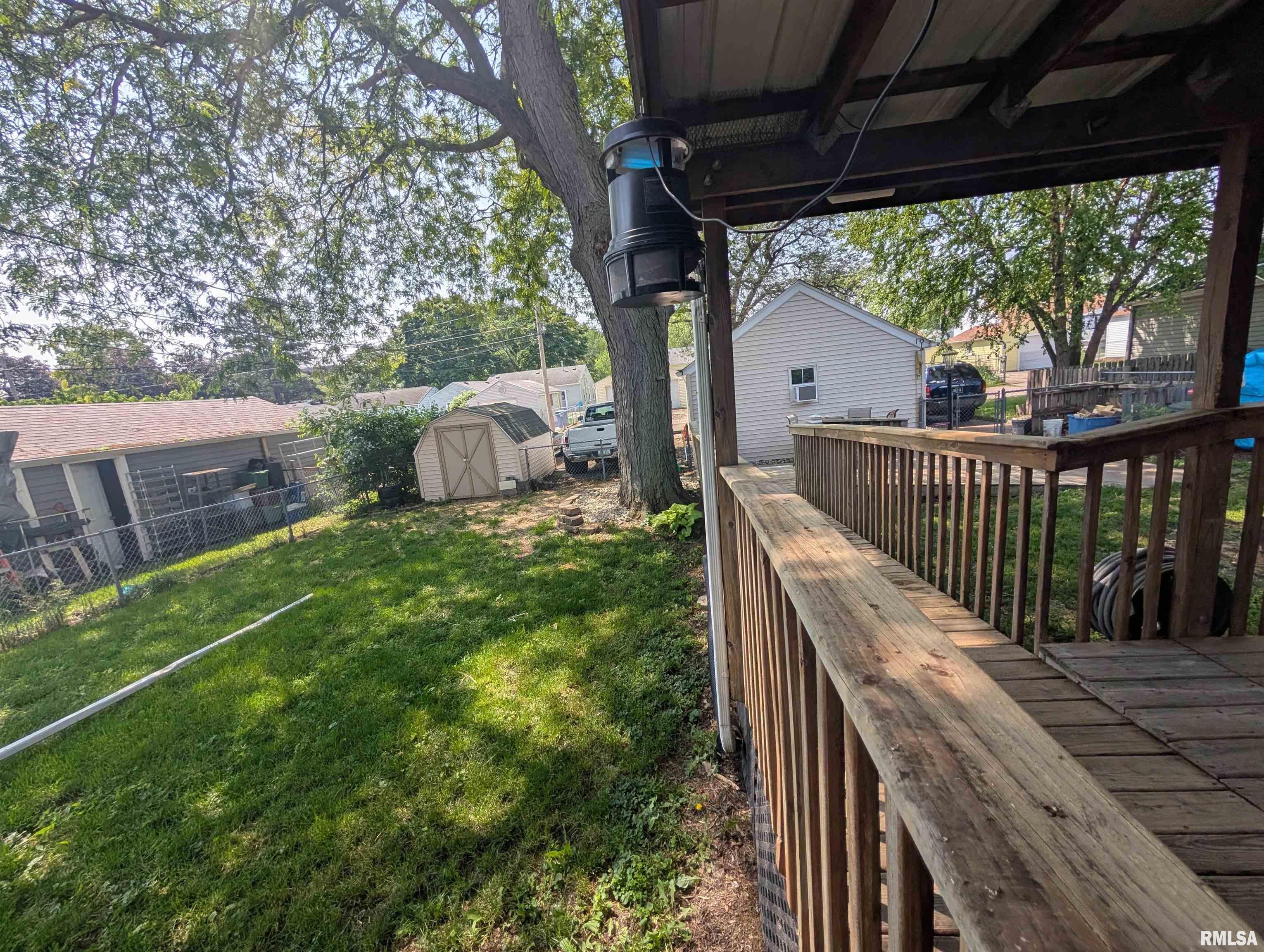 1519 W Columbia Avenue, Davenport, Iowa image 25