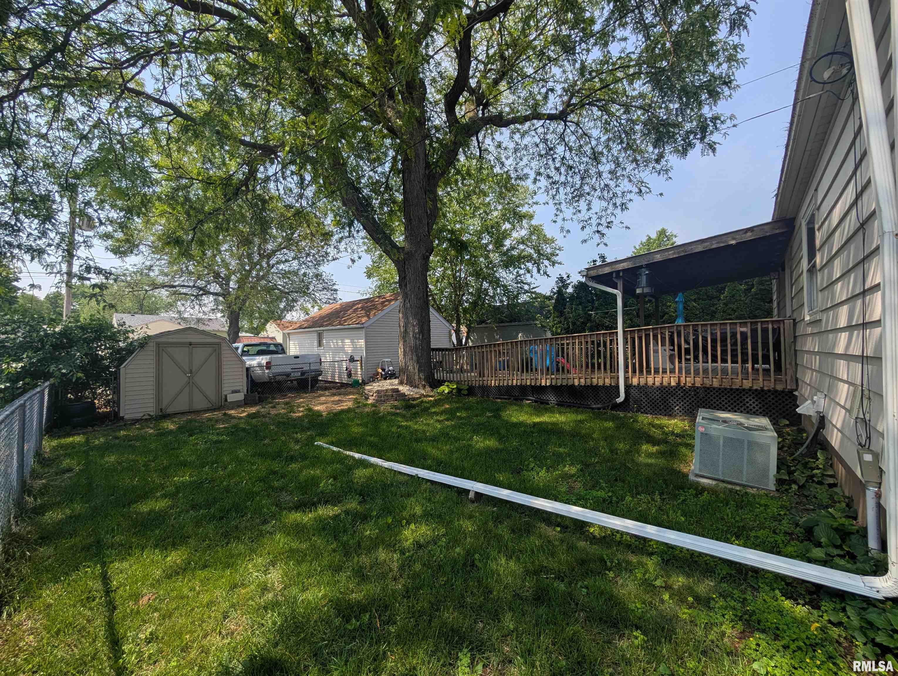1519 W Columbia Avenue, Davenport, Iowa image 24