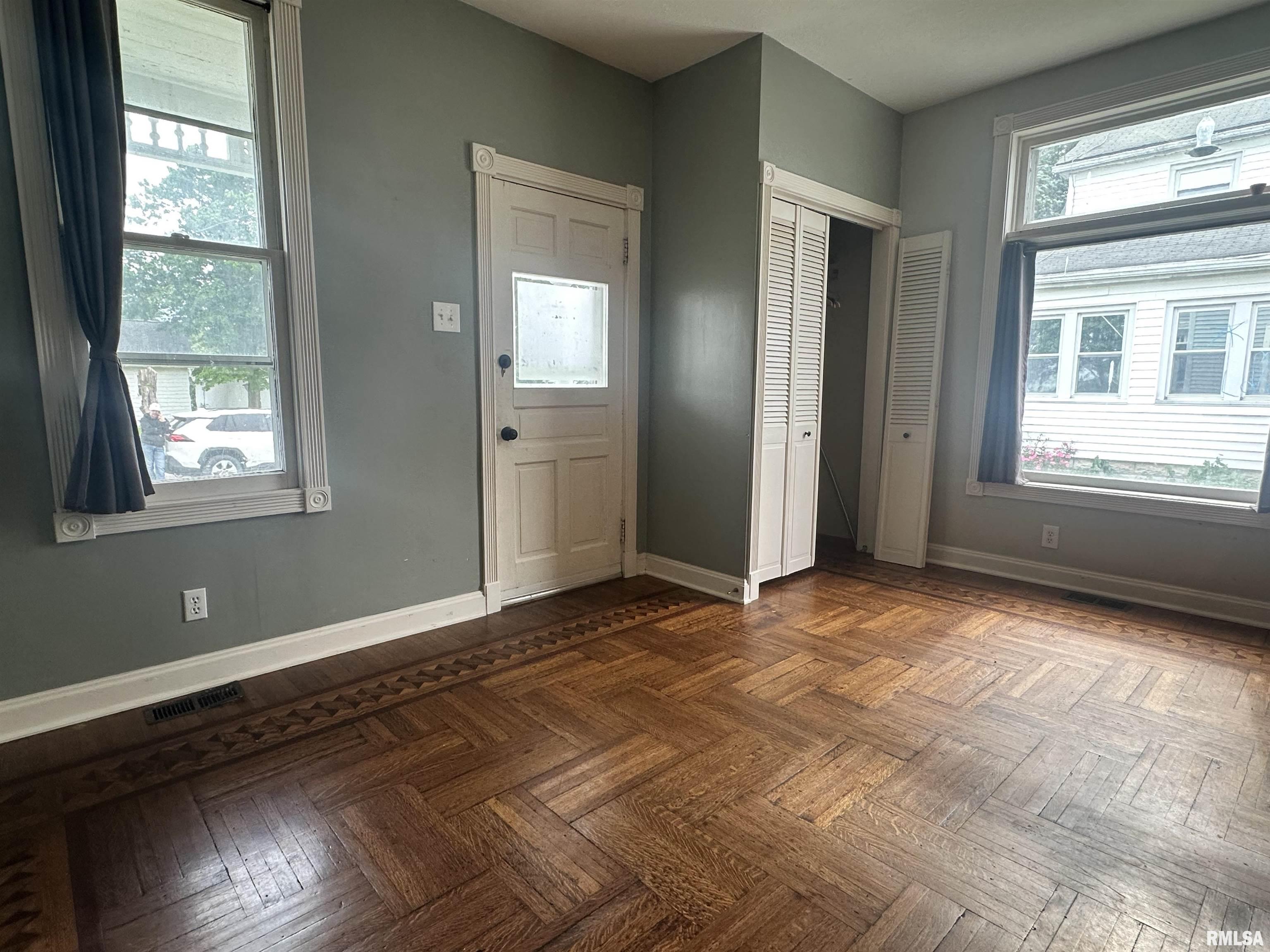 335 E South Street, Mendon, Illinois image 11