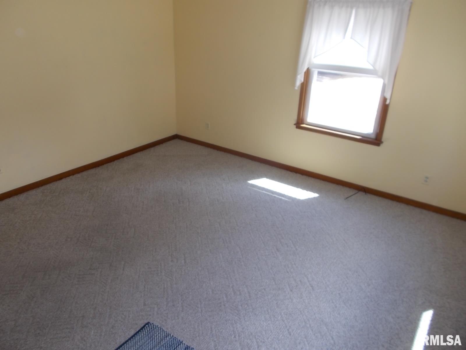 615 N 4th Street, Clinton, Iowa image 16