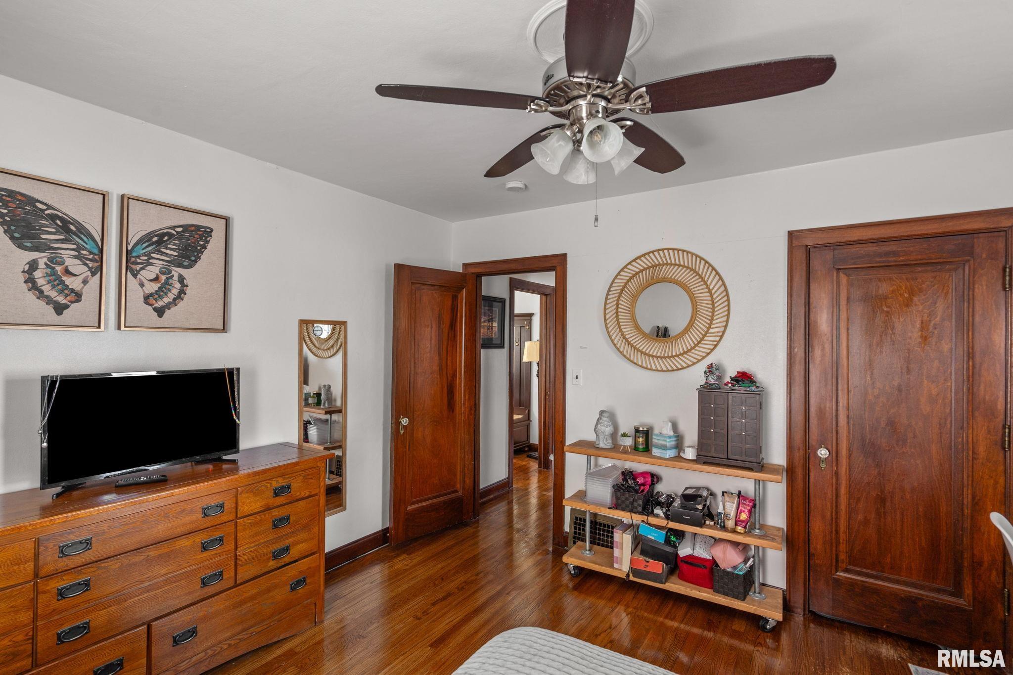 2435 23rd Avenue B, Moline, Illinois image 13