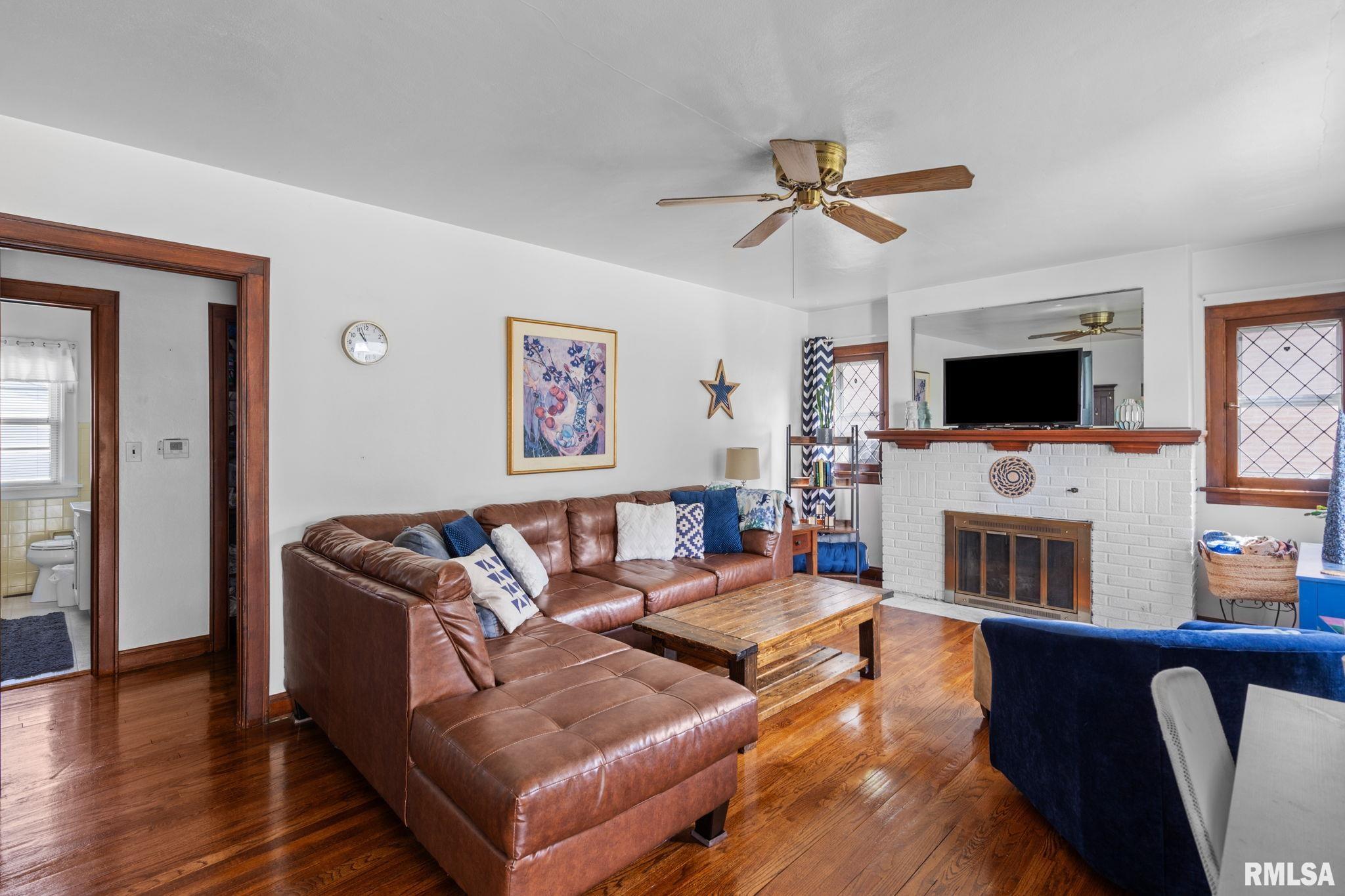 2435 23rd Avenue B, Moline, Illinois image 4