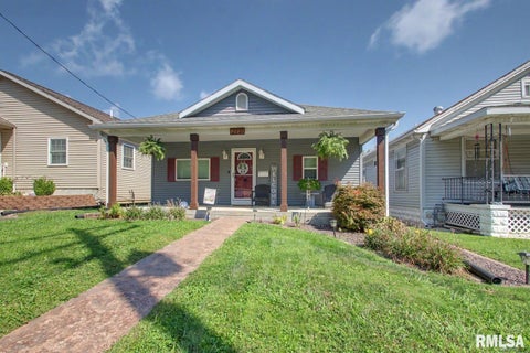 Homes For Sale - 2731 Chestnut Street<br/> Adams County, Quincy, IL 62301