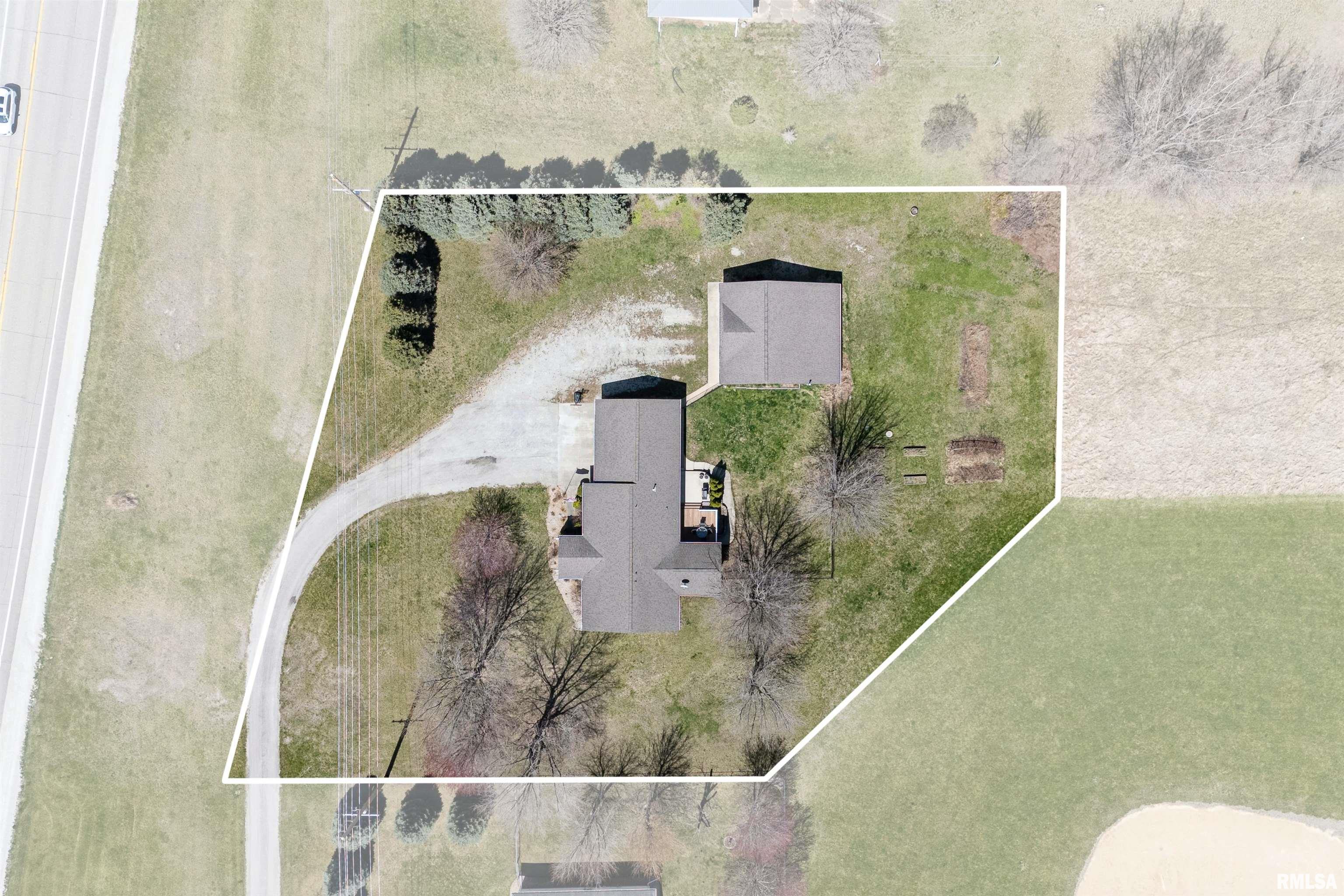 680 Marion Road North, Central City, Iowa image 3