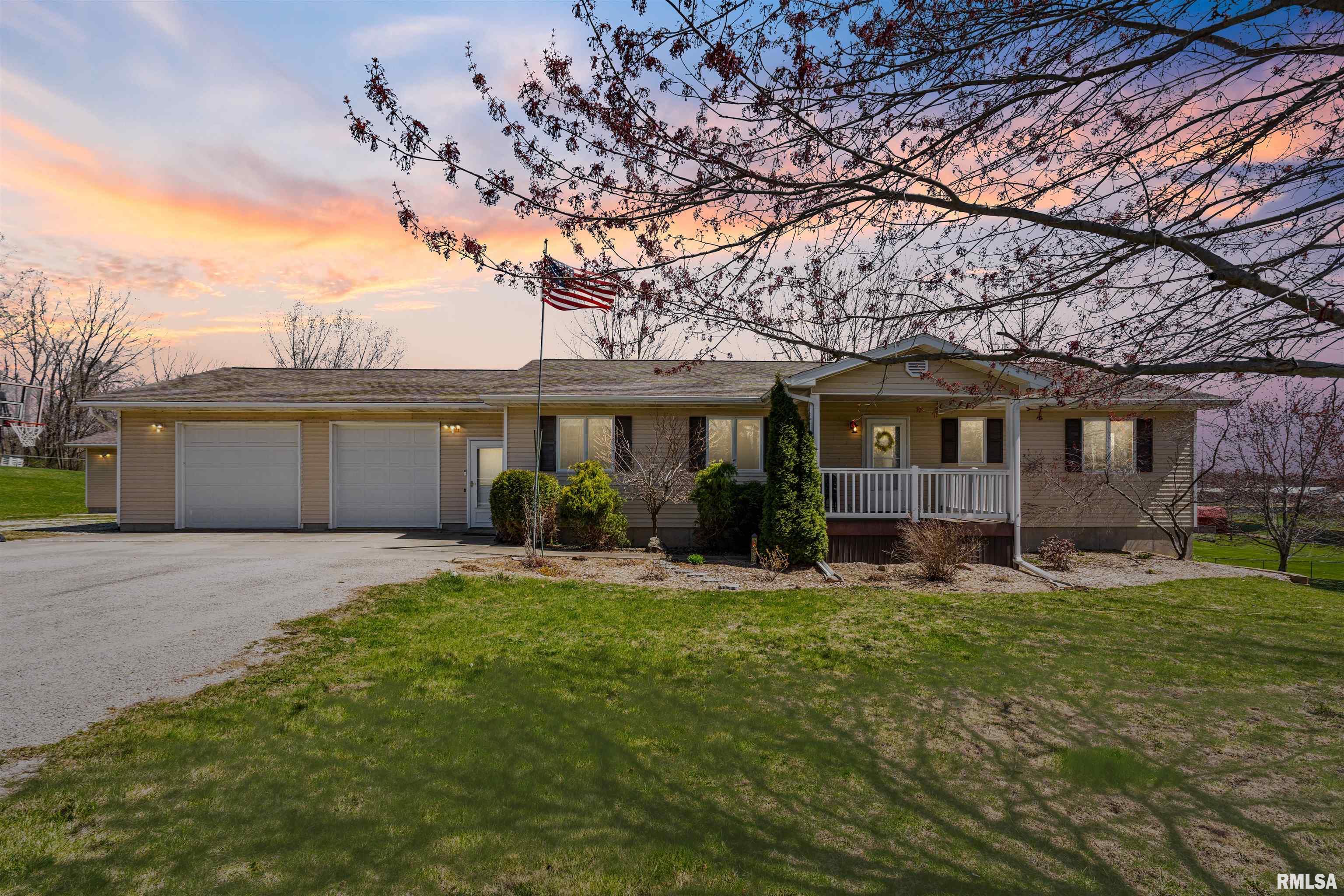 680 Marion Road North, Central City, Iowa image 2