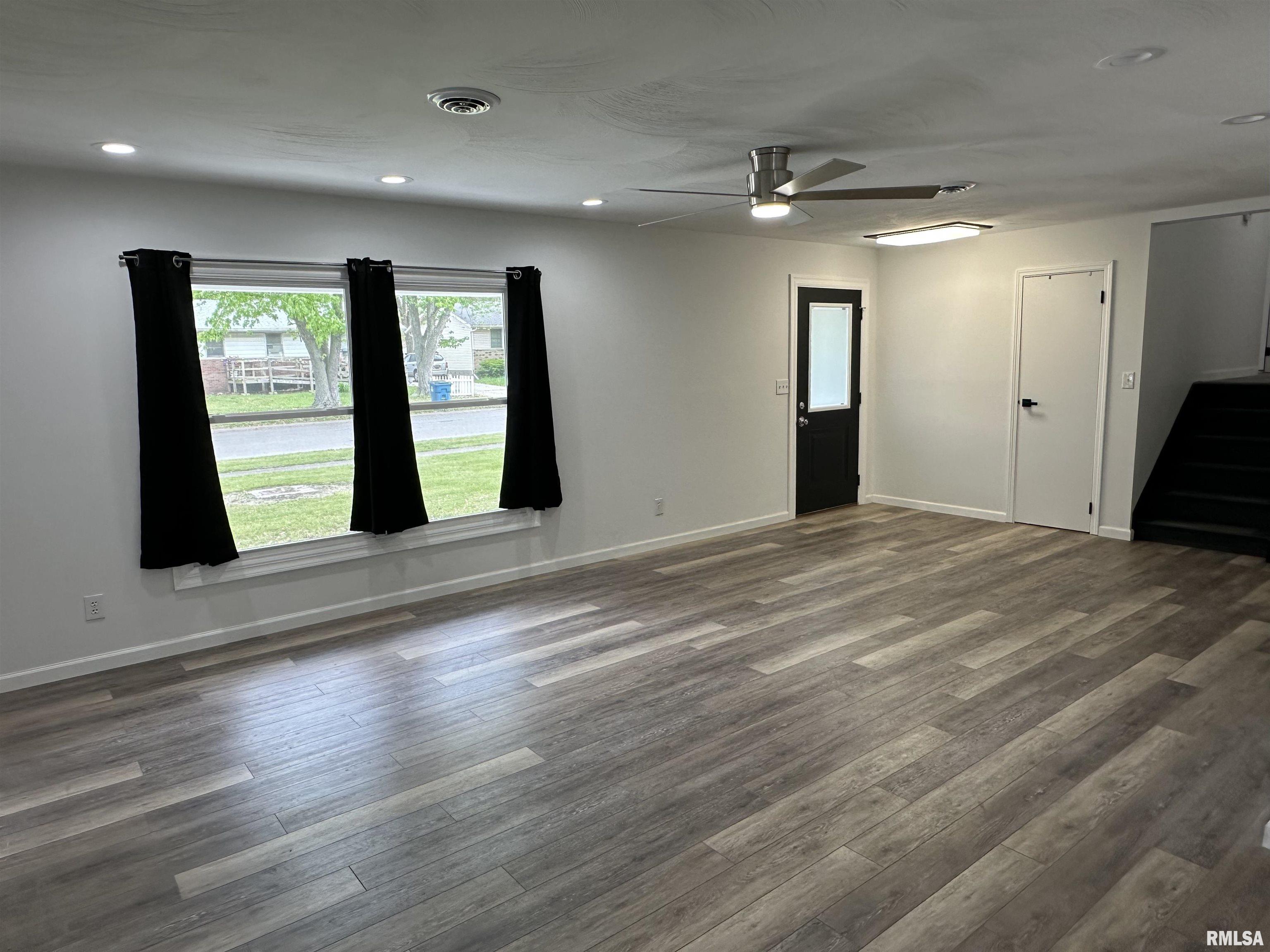 1815 Stonehenge Road, Springfield, Illinois image 12