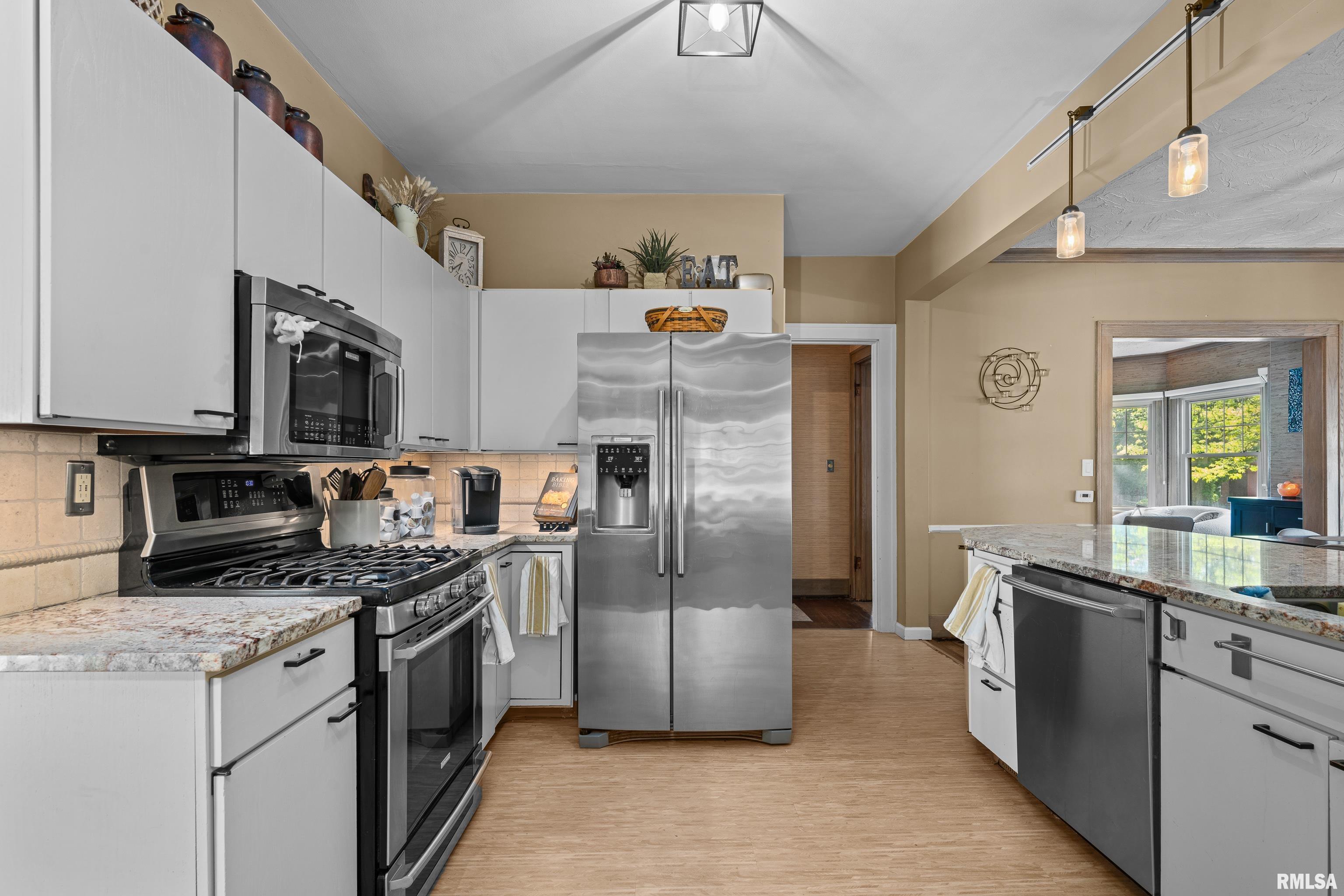 1824 22nd Street, Rock Island, Illinois image 10