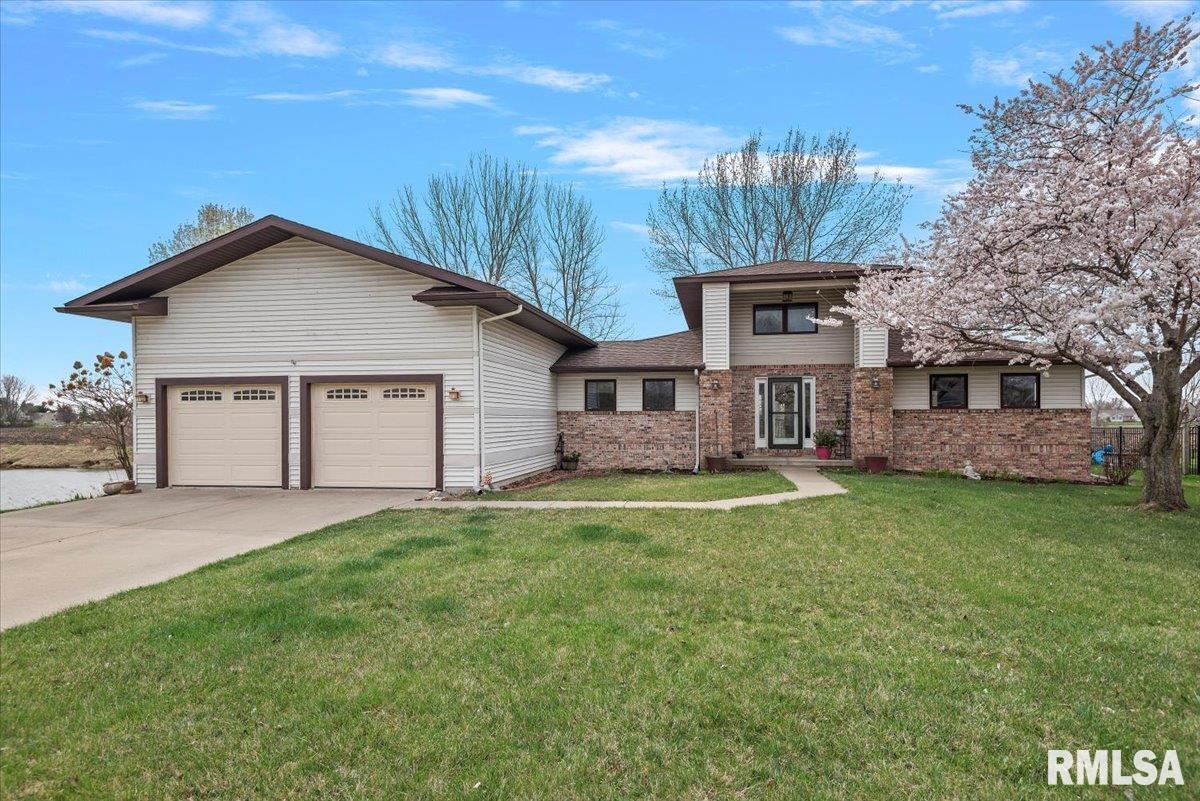 3400 Ginger Creek Drive, Springfield, Illinois image 1