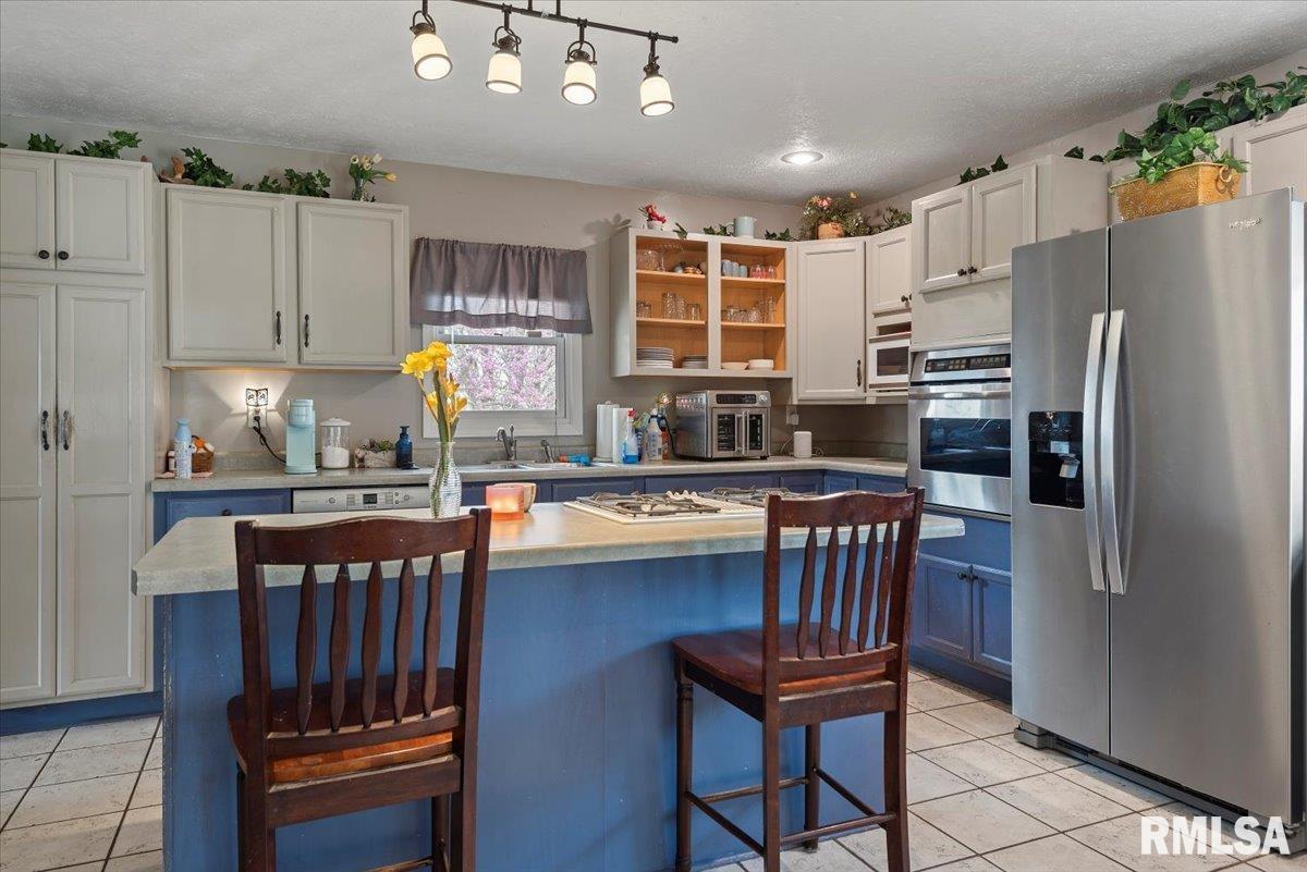 3400 Ginger Creek Drive, Springfield, Illinois image 10