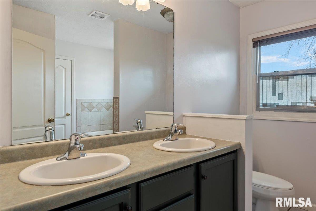 3400 Ginger Creek Drive, Springfield, Illinois image 23