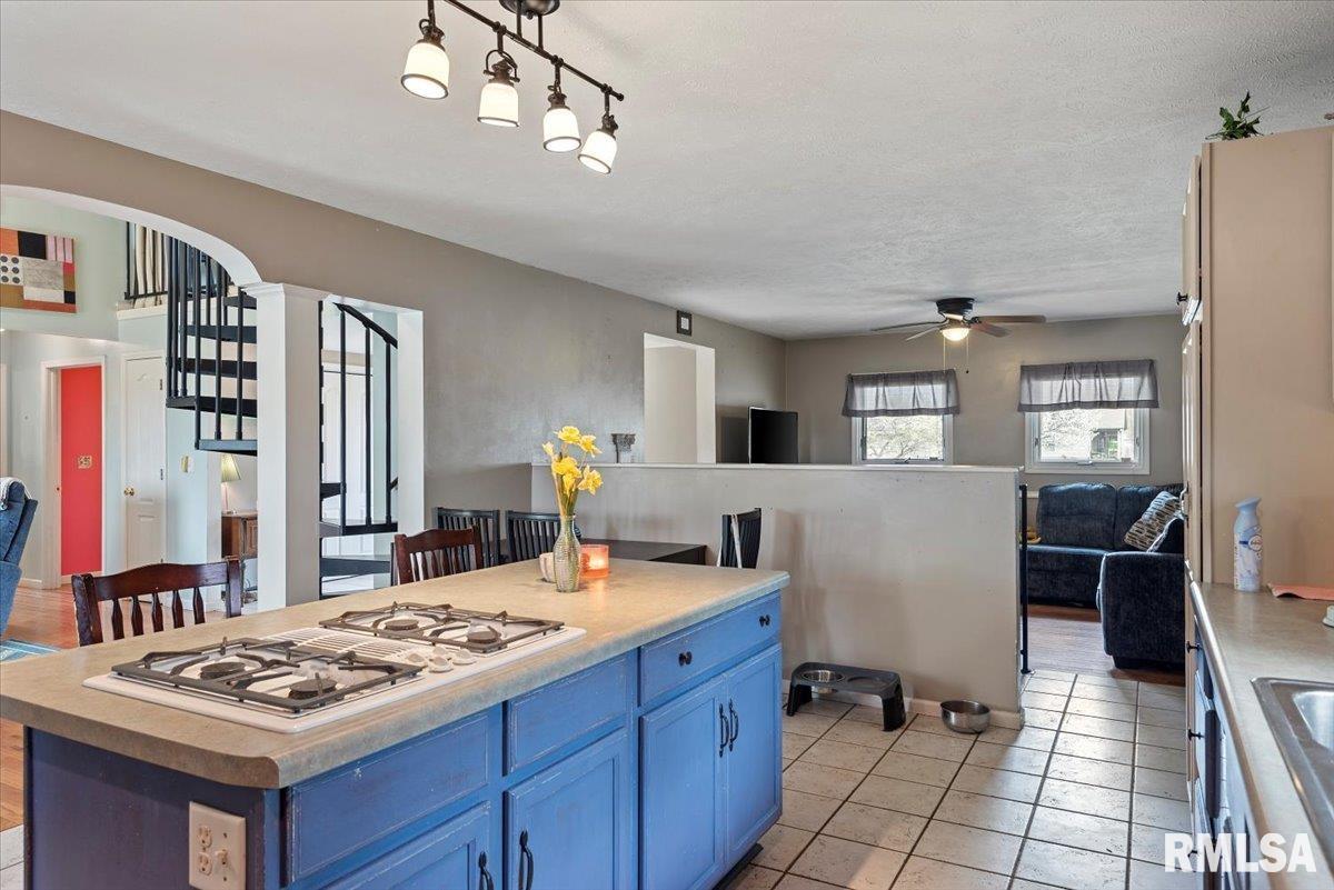 3400 Ginger Creek Drive, Springfield, Illinois image 14