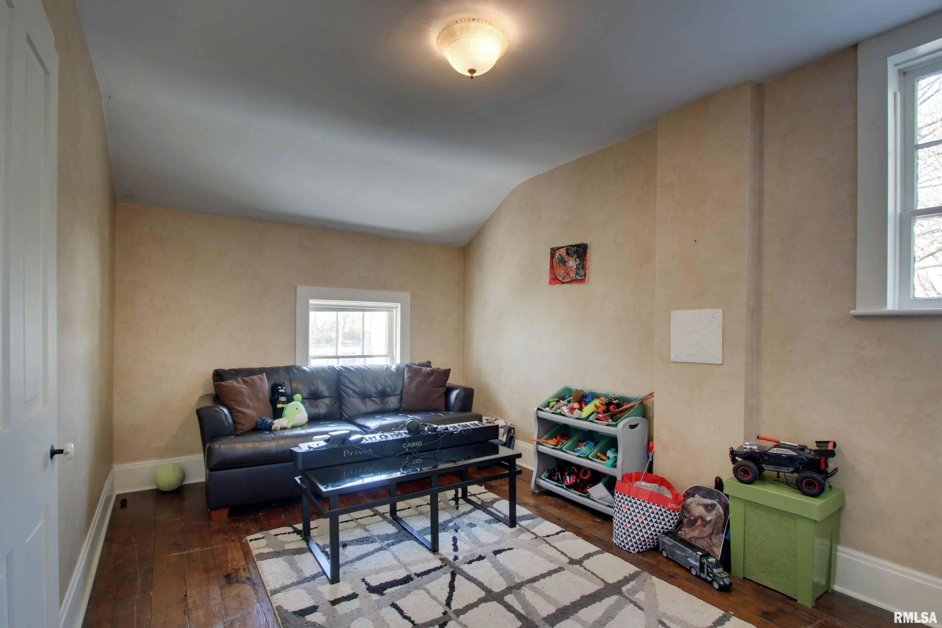 401 S Corey Street, Griggsville, Illinois image 15