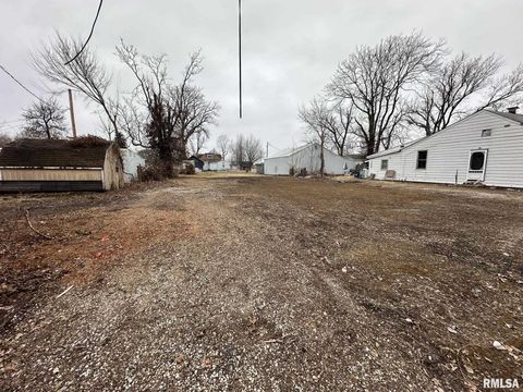 Vacant Land For Sale - 321 Fulton Street<br/> Jacksonville, IL 62650