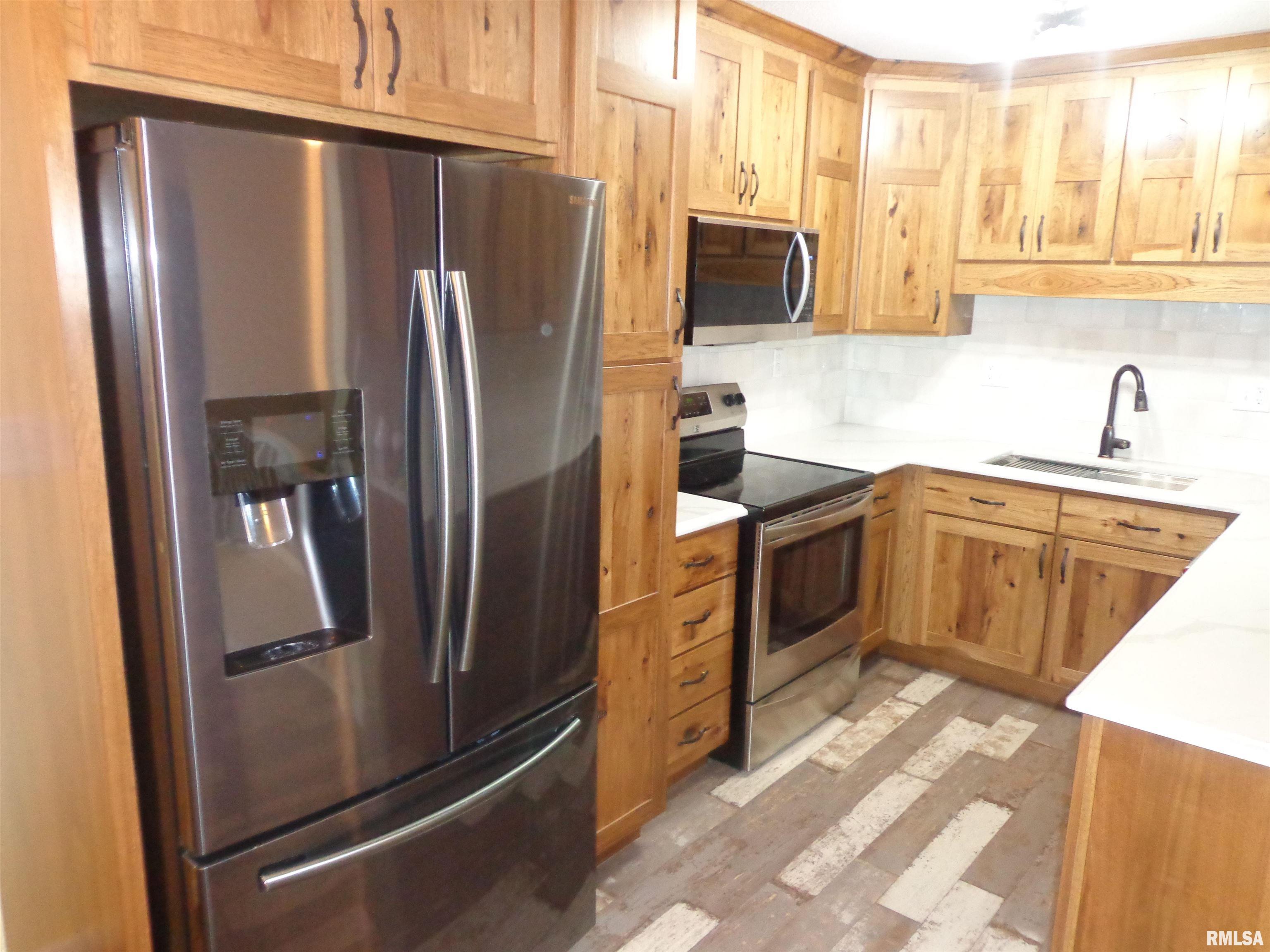 2228 N Sheridan Drive, Quincy, Illinois image 5