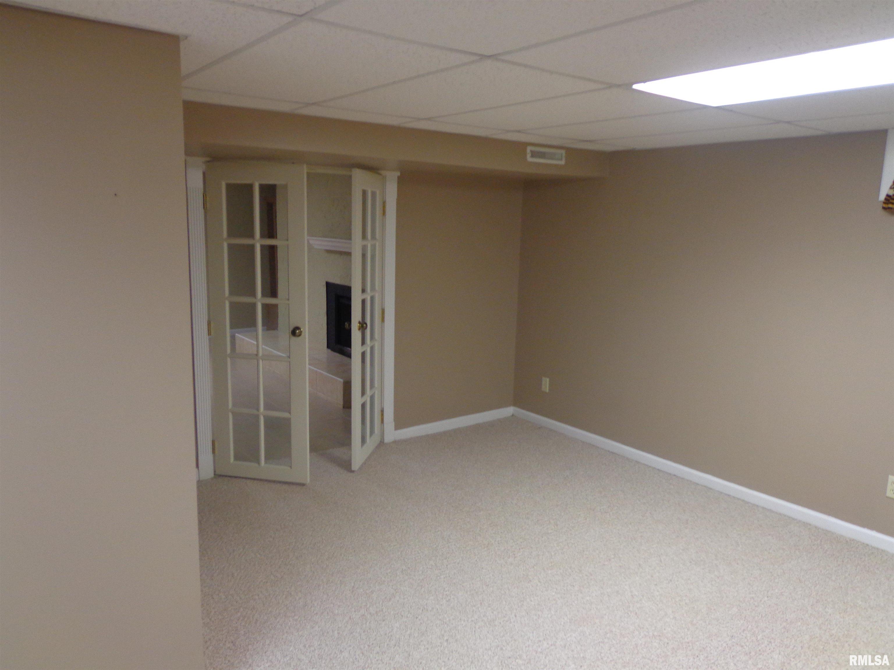 2228 N Sheridan Drive, Quincy, Illinois image 20