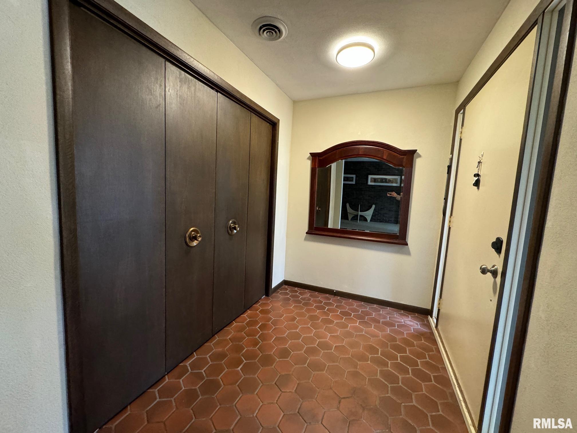 3388 37th Avenue #3, Moline, Illinois image 16